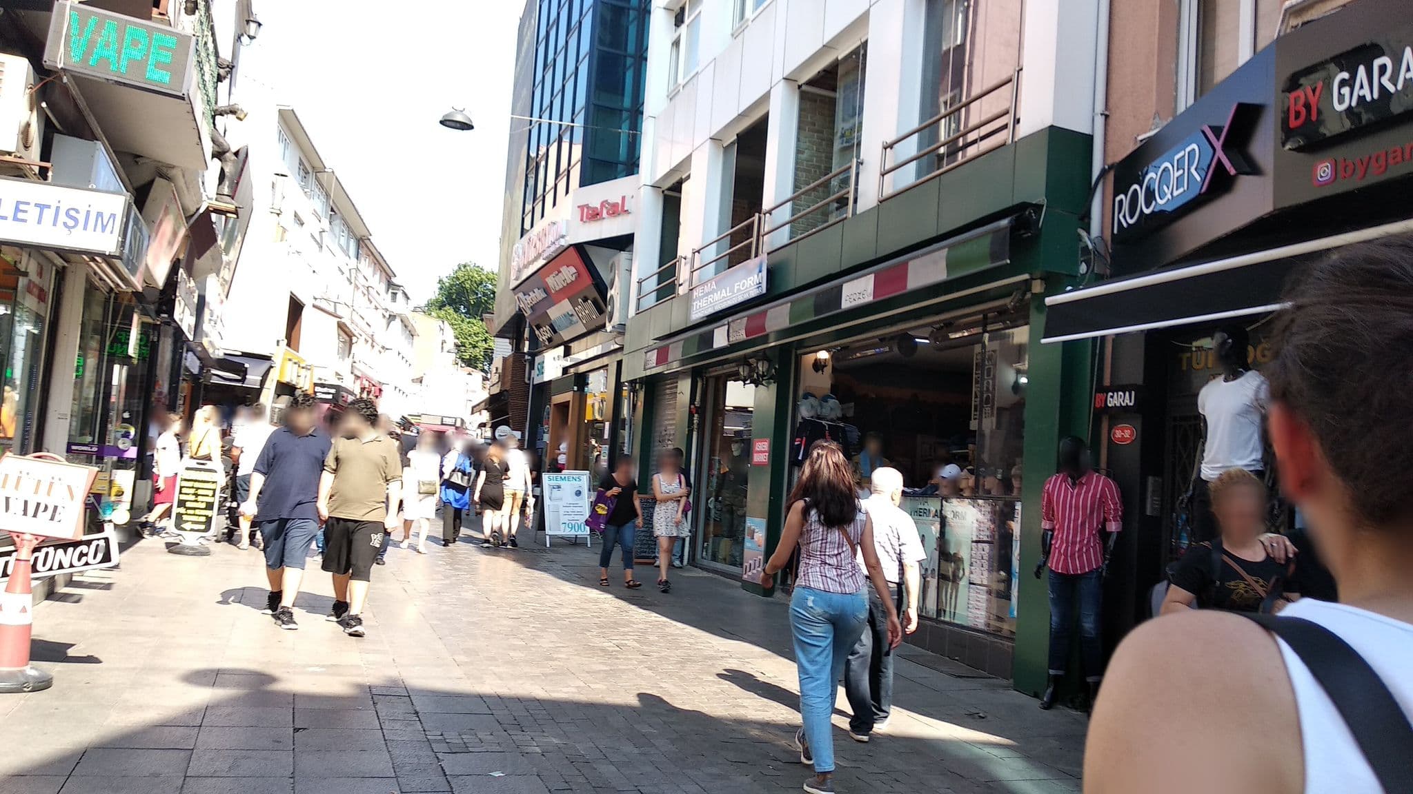 Street view near Torch Suit, Salacak — © boracasli (CC BY-SA · Mapillary)