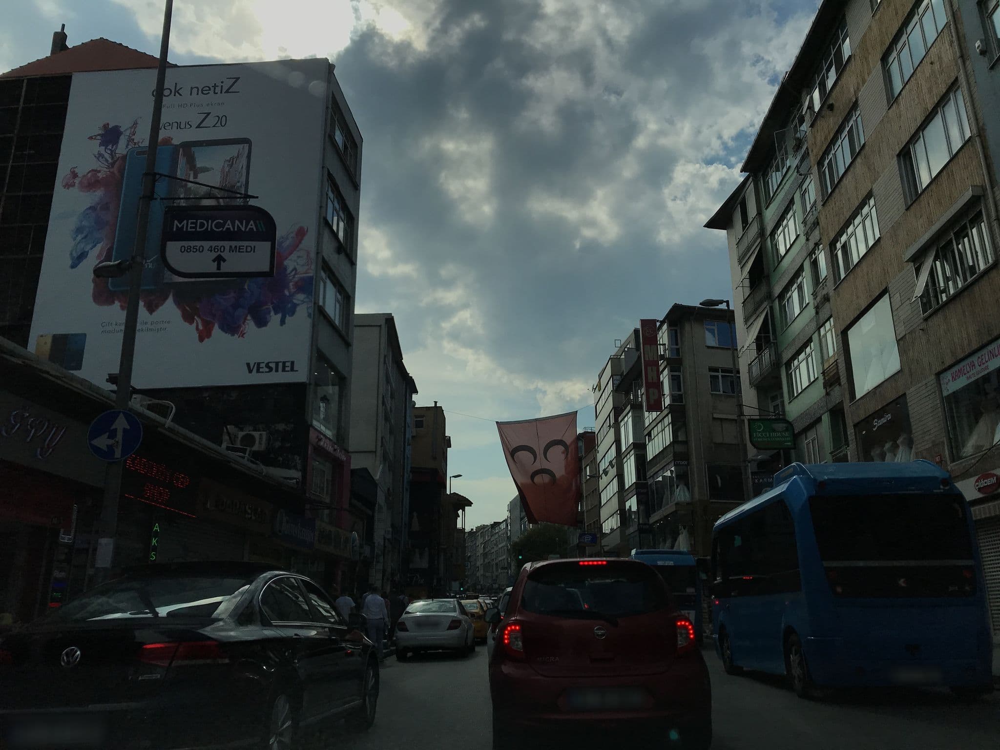 Street view near Esta Suit Hotel Rezidans, Salacak — © ferahkoksal (CC BY-SA · Mapillary)