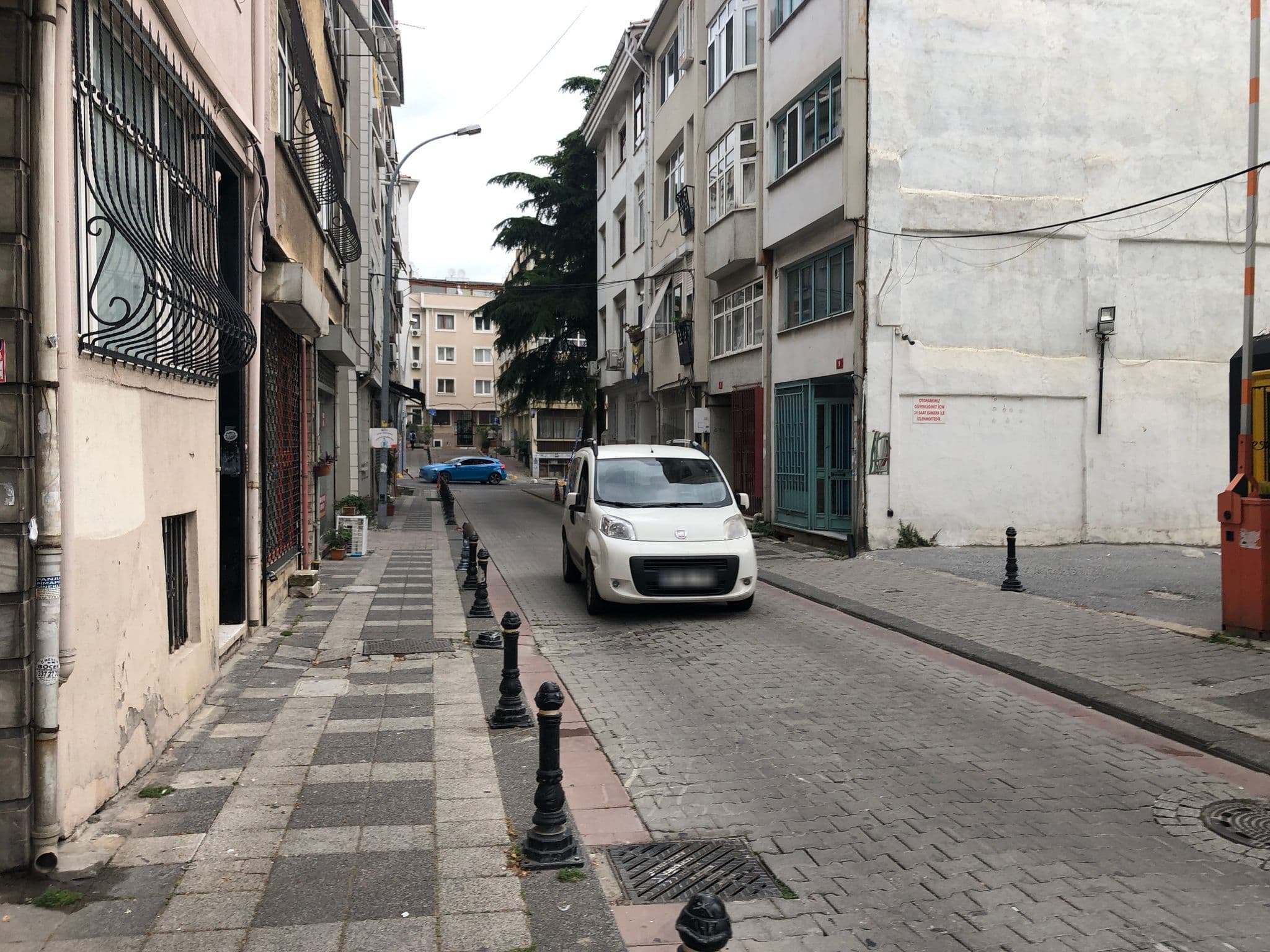 Street view near Maison Turizm, Salacak — © oguzhaner (CC BY-SA · Mapillary)