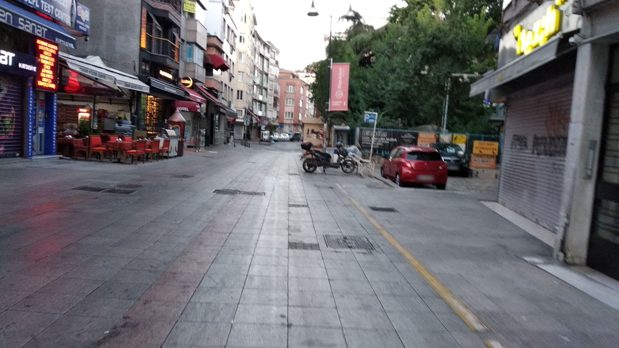 Street view near Red Stone, Salacak — © boracasli (CC BY-SA · Mapillary)