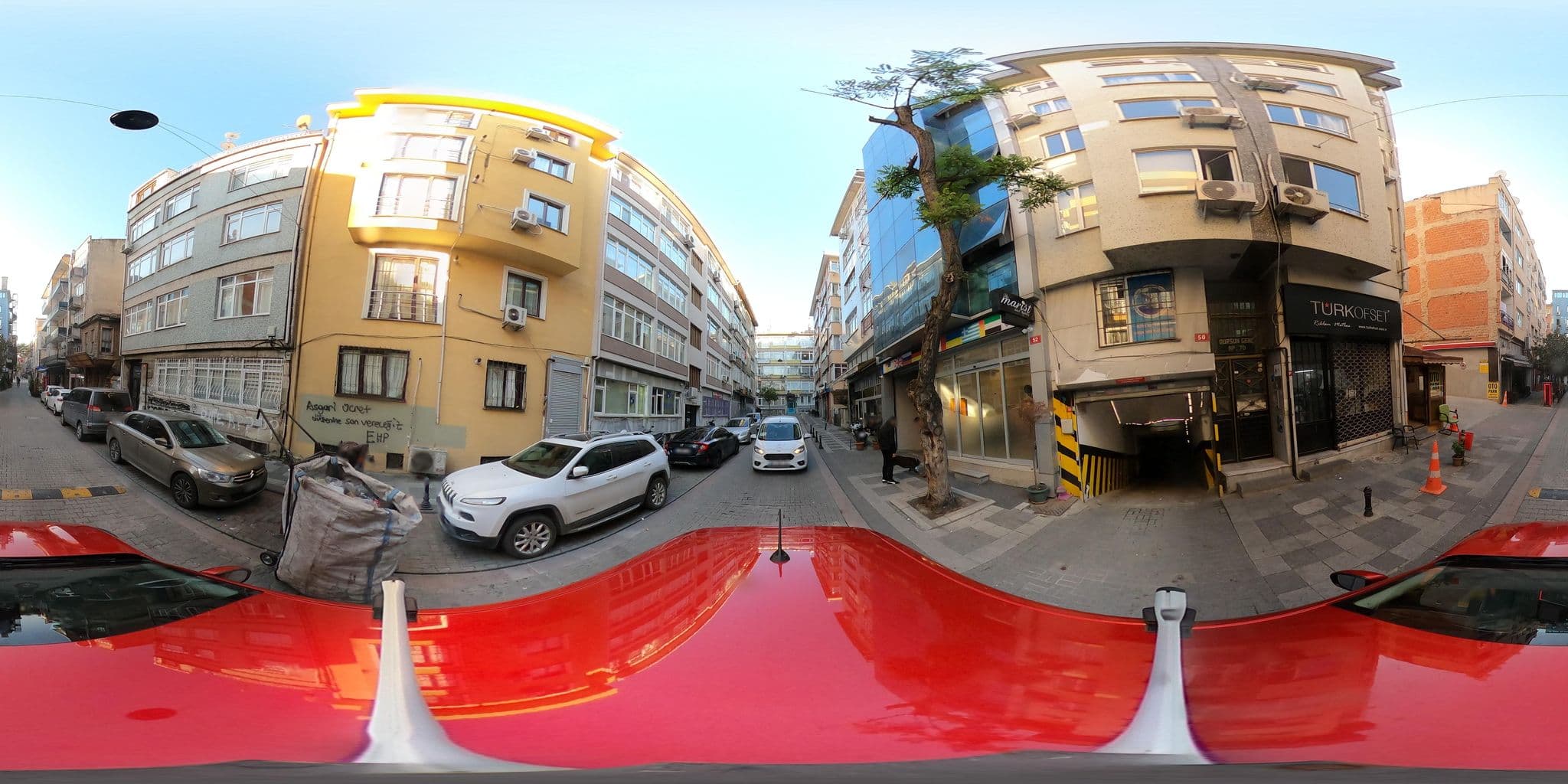 Street view near Akın Suites, Salacak — © ademturkmen (CC BY-SA · Mapillary)