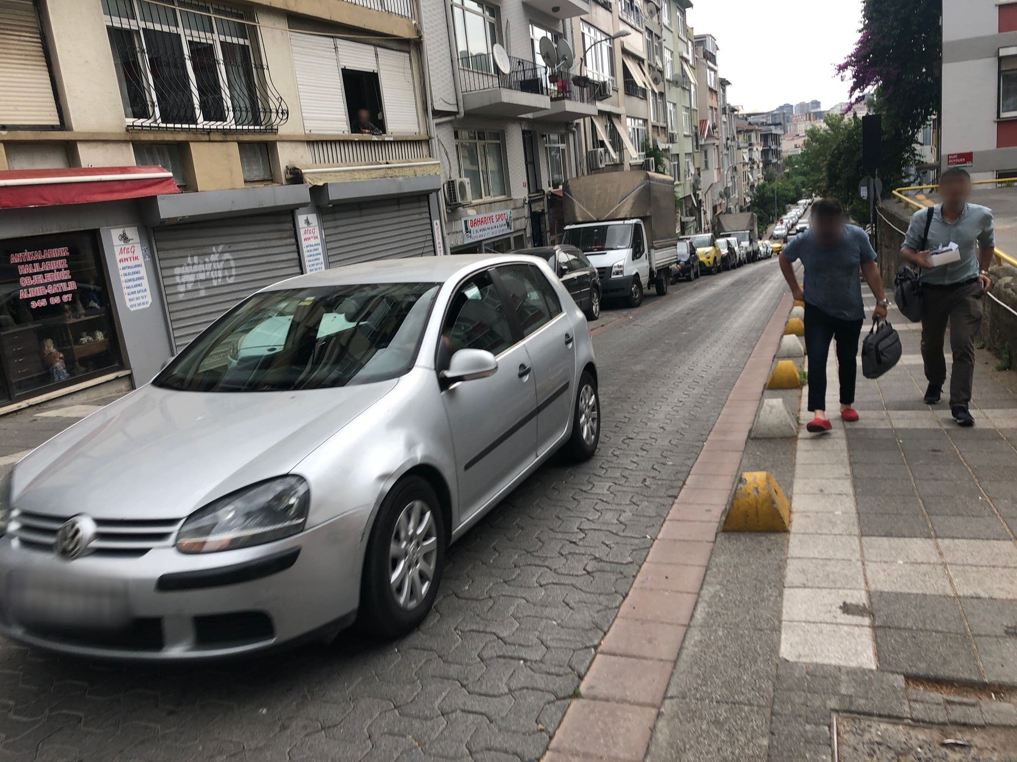 Street view near Captain Dragut Hotel, Salacak — © oguzhaner (CC BY-SA · Mapillary)