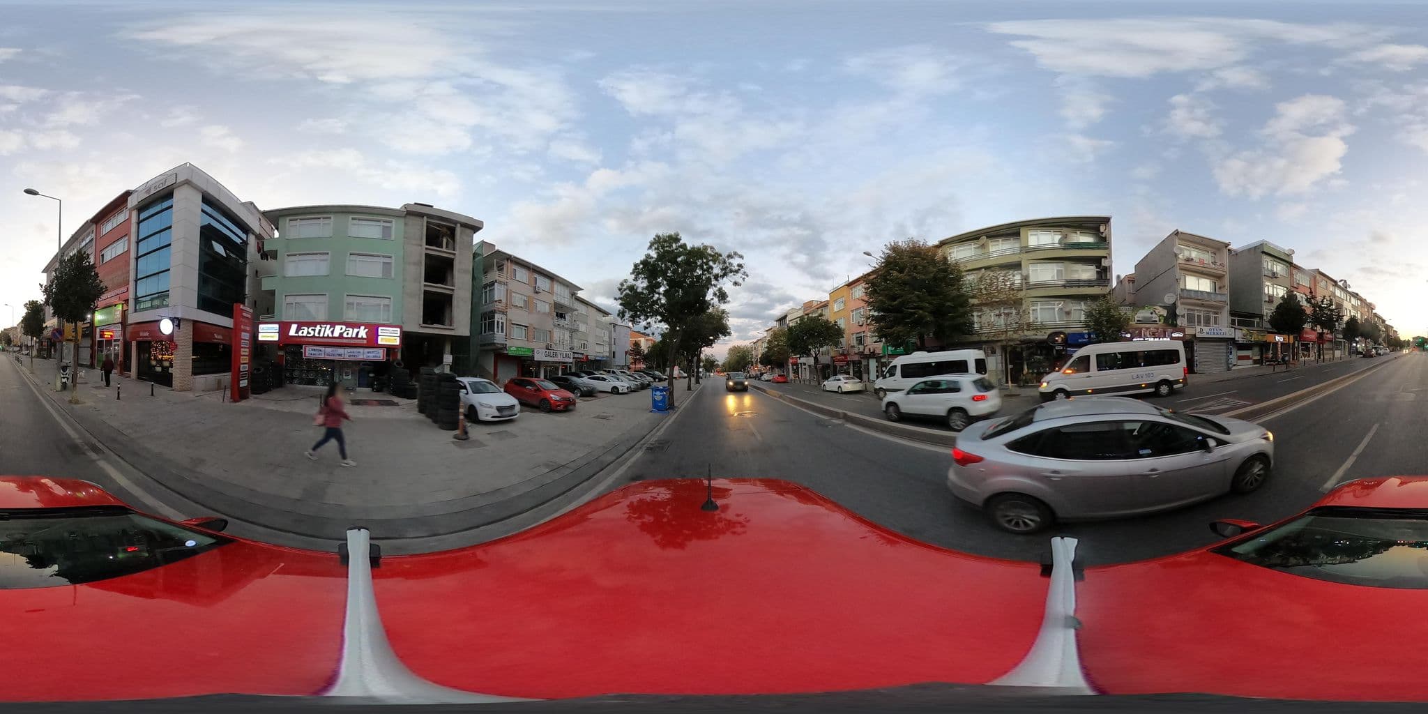Street view near Grat Otel, Altunizade — © ademturkmen (CC BY-SA · Mapillary)