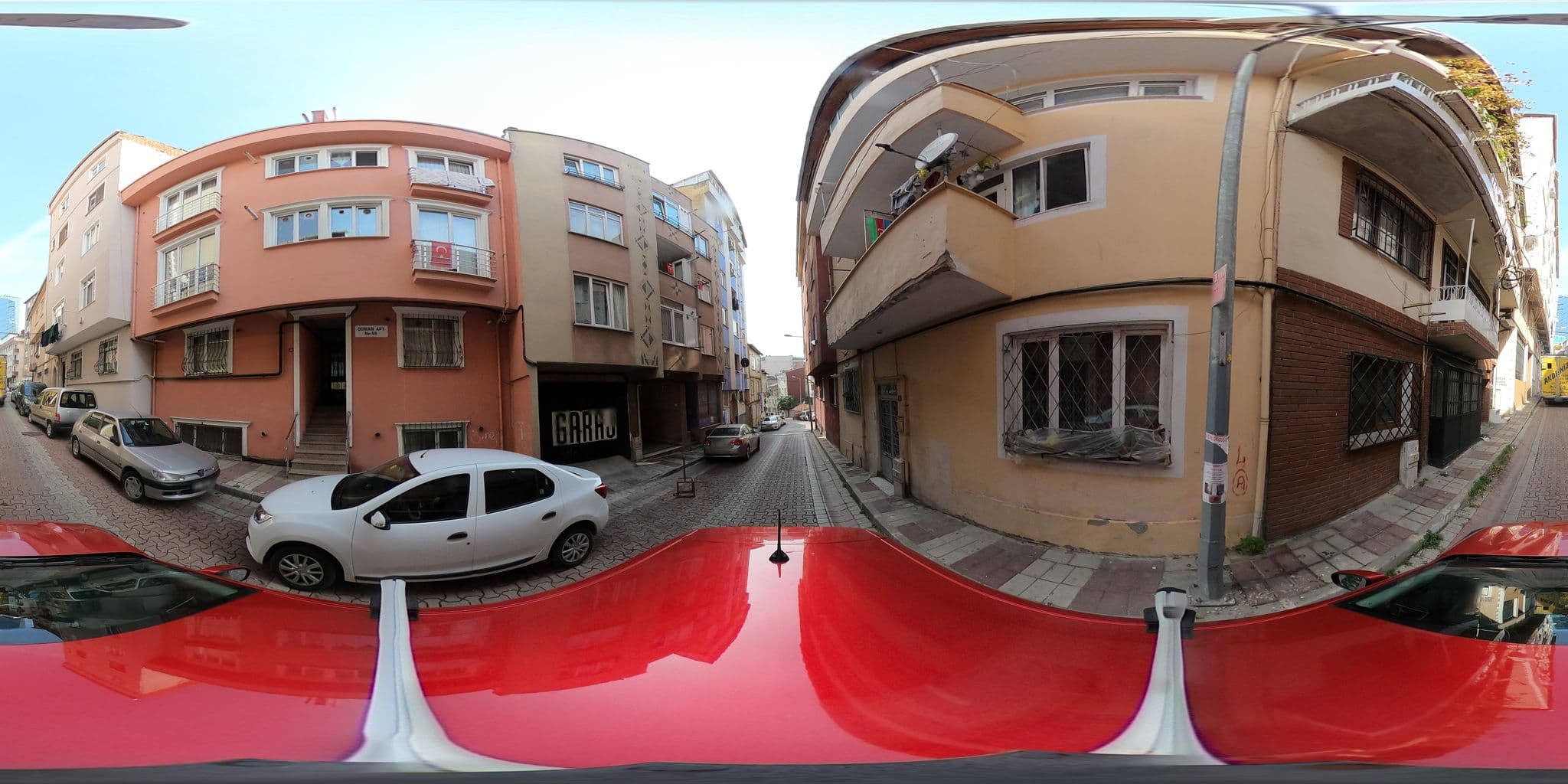 Street view near Celik palas, Levent — © ademturkmen (CC BY-SA · Mapillary)