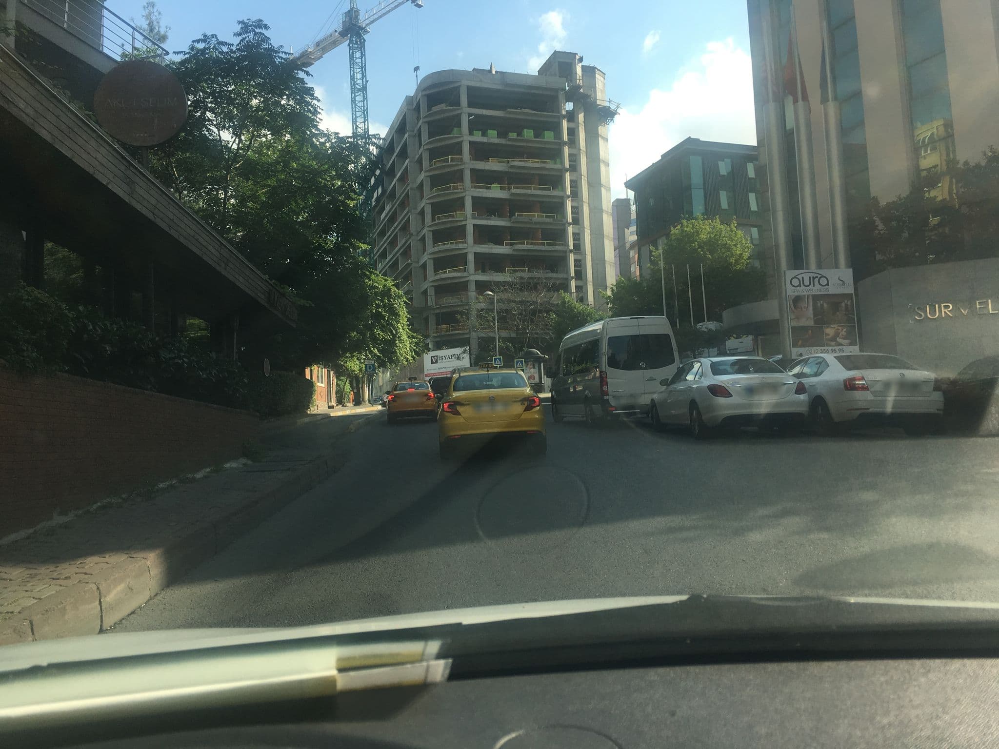 Street view near Room 418, Şişli — © myusufuyan (CC BY-SA · Mapillary)