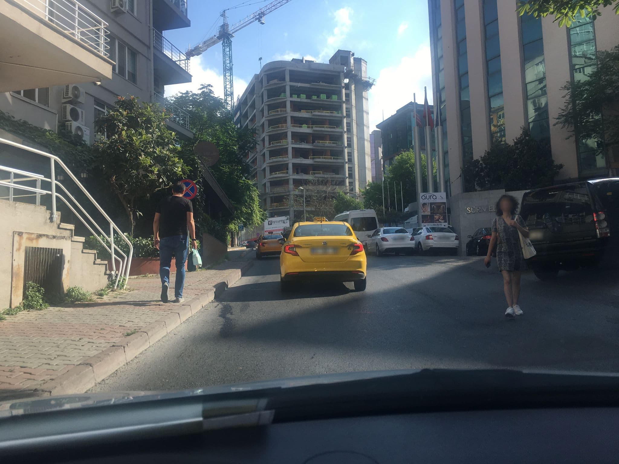 Street view near Room 405, Şişli — © myusufuyan (CC BY-SA · Mapillary)