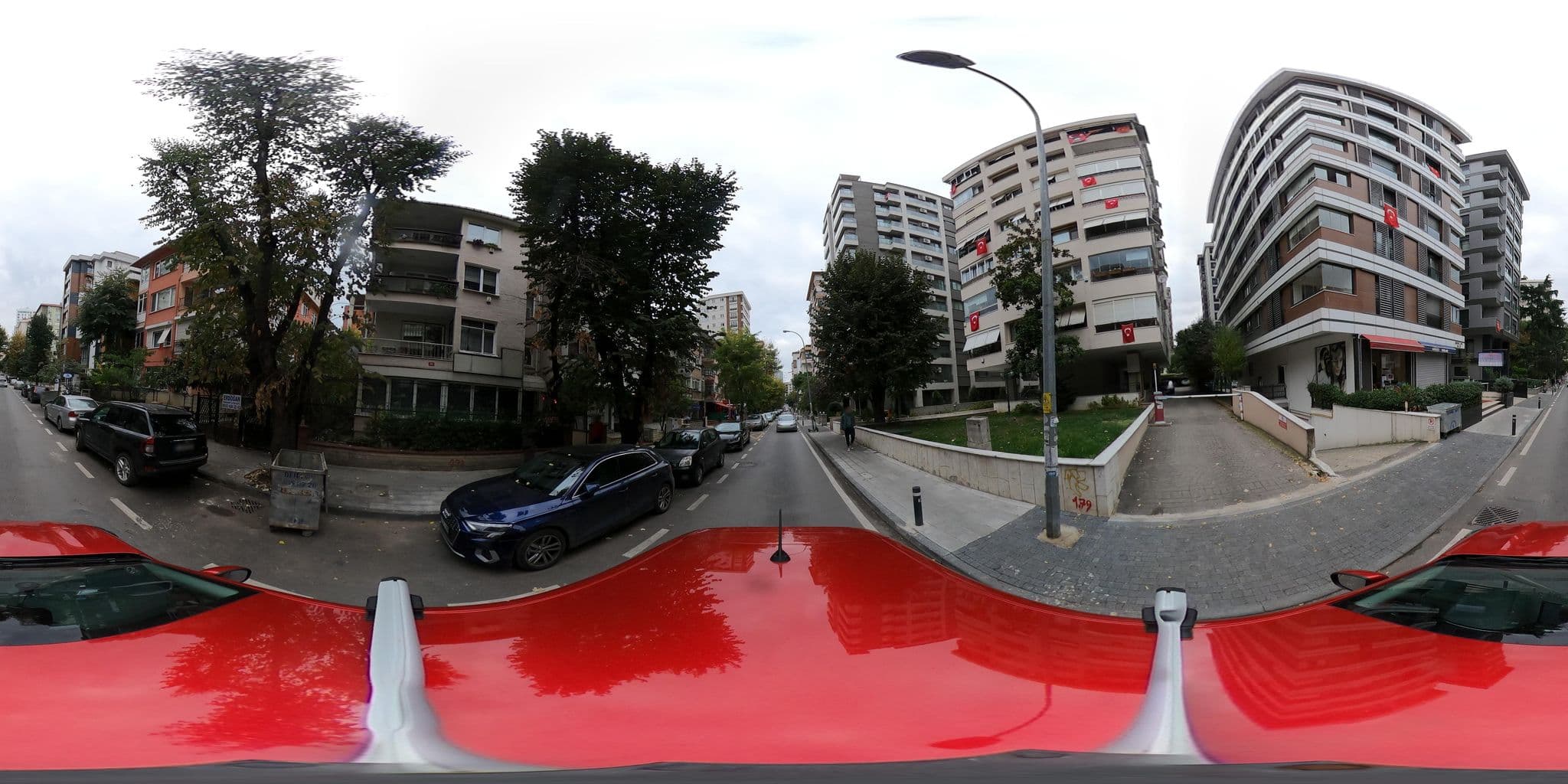 Street view near Yafeya Hotel, Ataşehir — © ademturkmen (CC BY-SA · Mapillary)