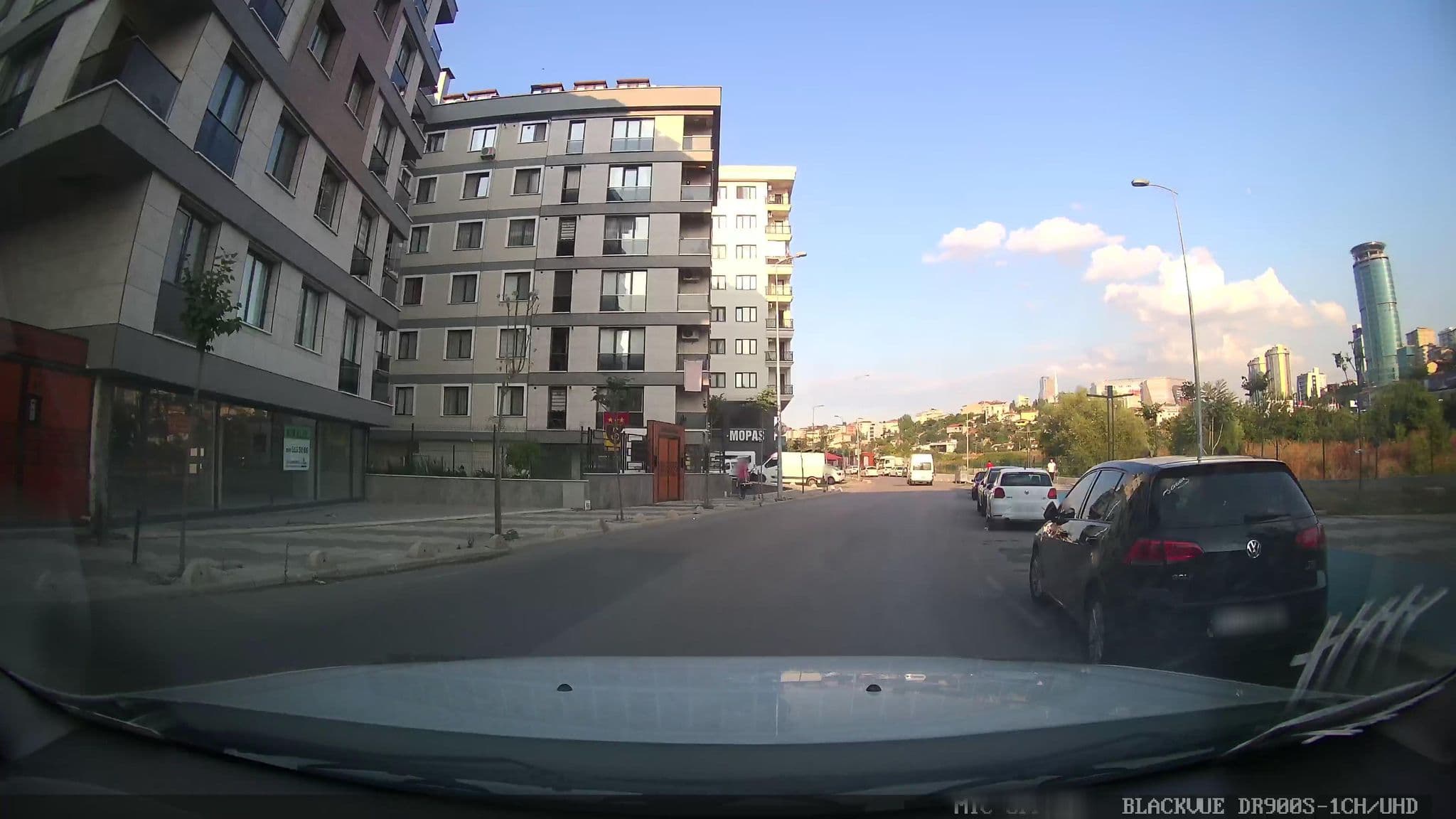 Street view near Marriot Istanbul Asia, Ataşehir — © lutfullah (CC BY-SA · Mapillary)