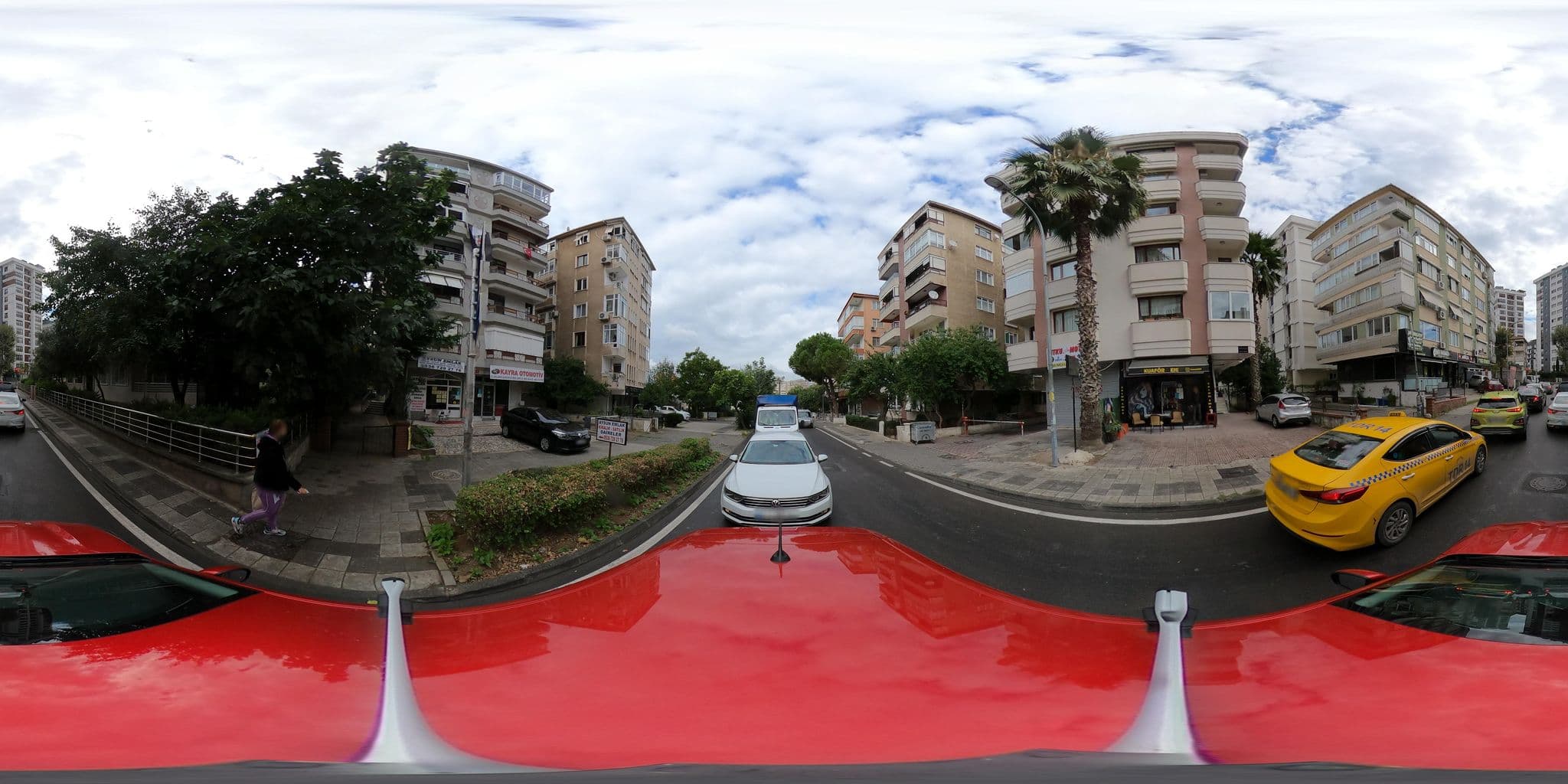 Street view near Mehmet's hotel, Altunizade — © yturkmenoglu (CC BY-SA · Mapillary)