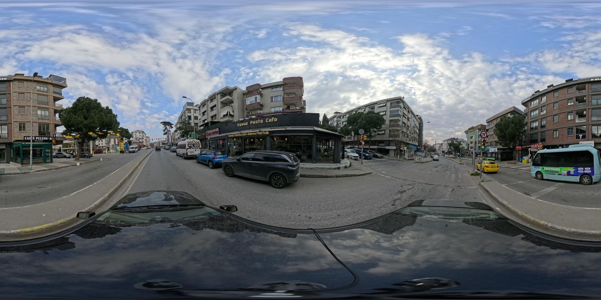 Street view near Bosche, Ataşehir — © burakonder (CC BY-SA · Mapillary)