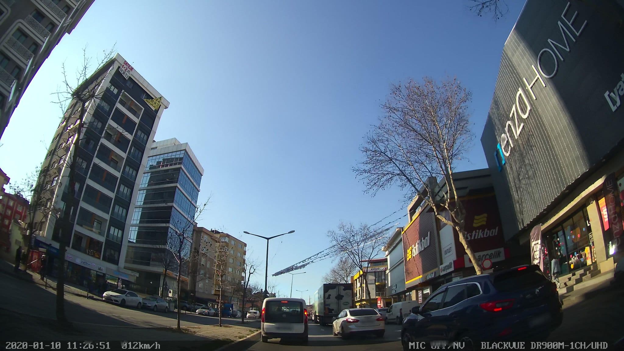 Street view near Kerthill Hotel, Ataşehir — © yercizenler (CC BY-SA · Mapillary)