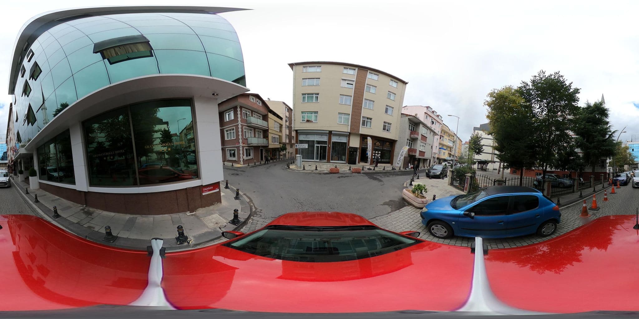 Street view near Grand Eyüboğlu Hotel, Umraniye — © ademturkmen (CC BY-SA · Mapillary)
