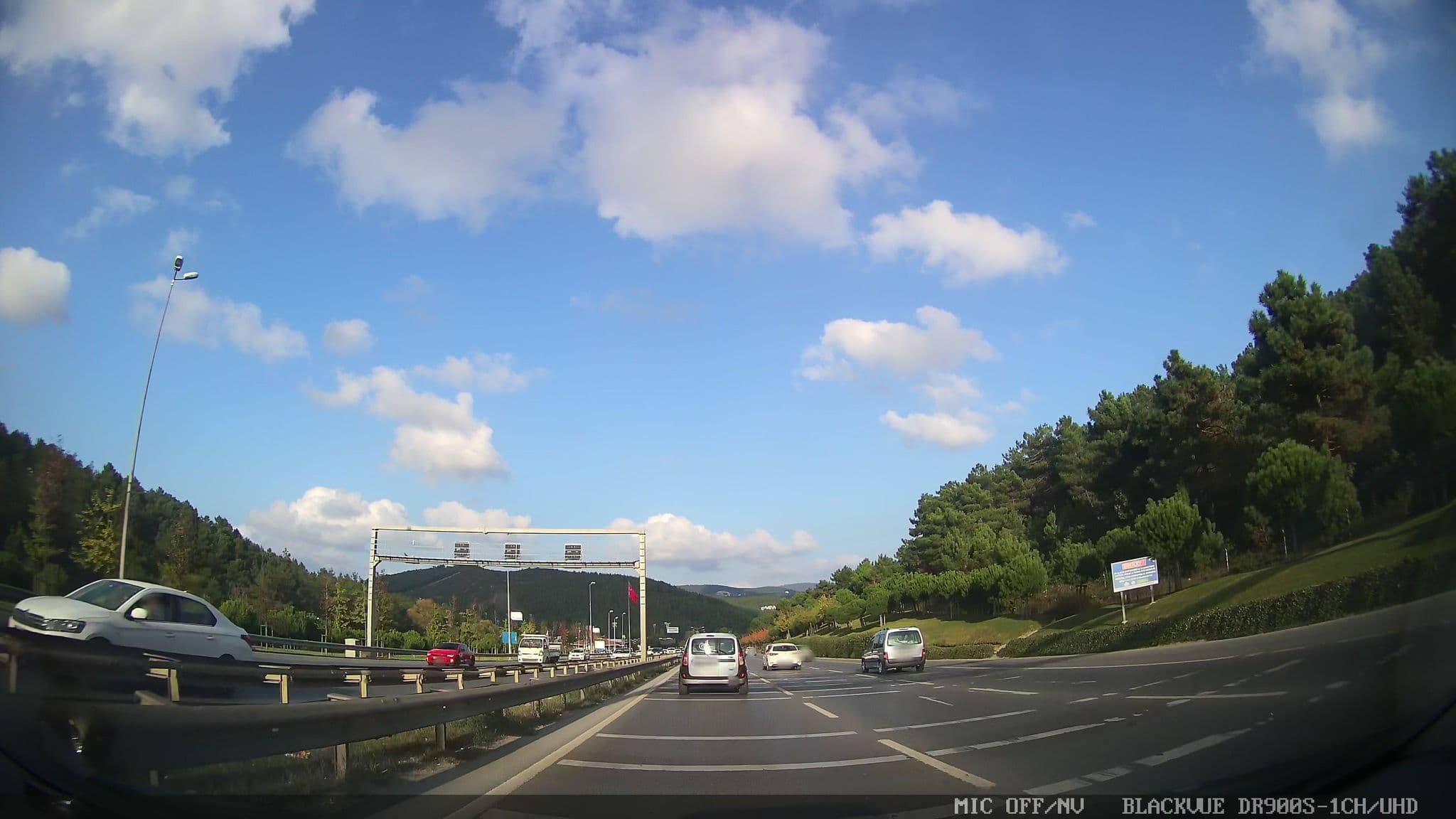 Street view near Cinnet Trafiği, Umraniye — © asturksever (CC BY-SA · Mapillary)