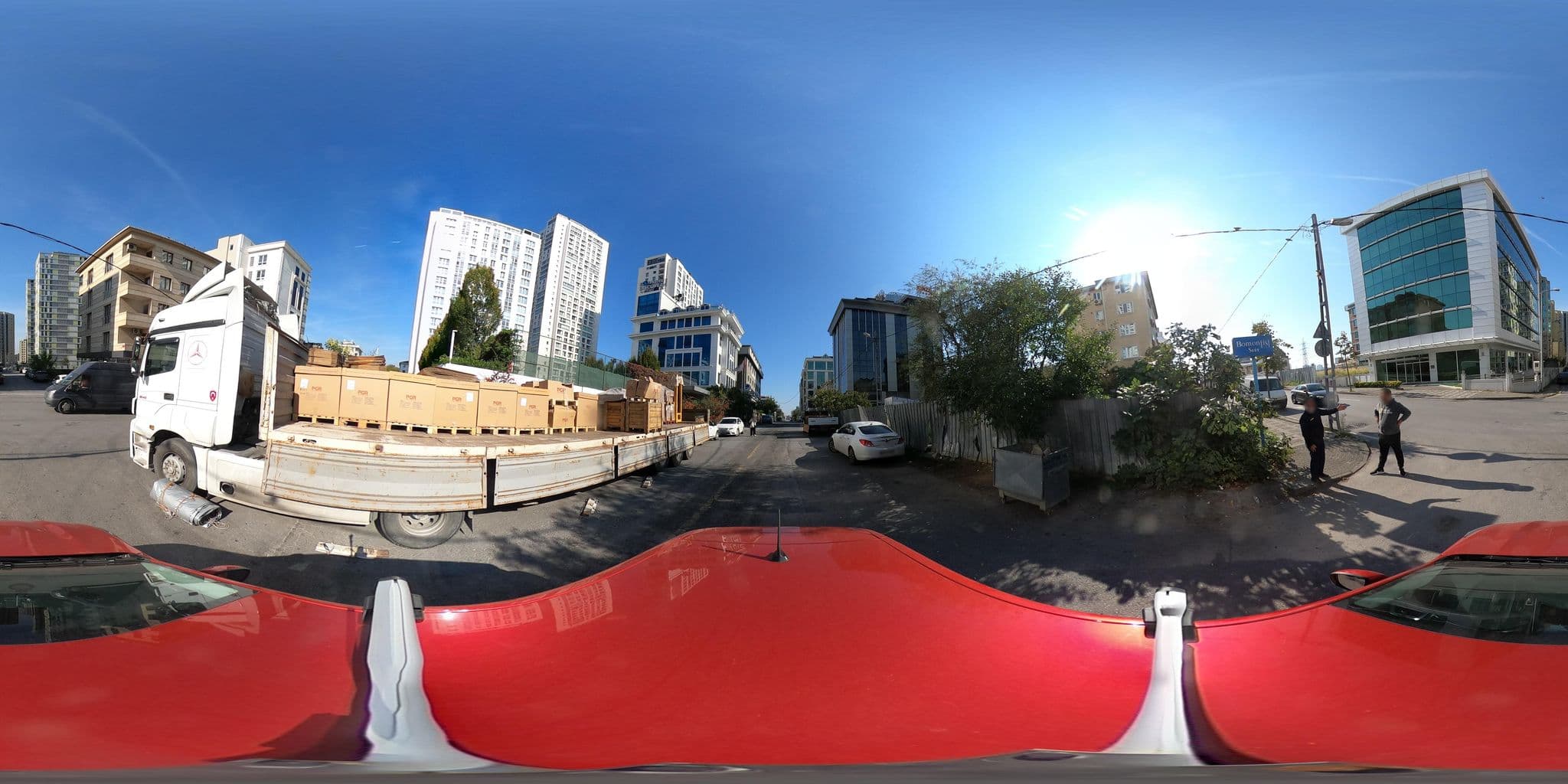 Street view near Bomontist Suit, Umraniye — © ademturkmen (CC BY-SA · Mapillary)