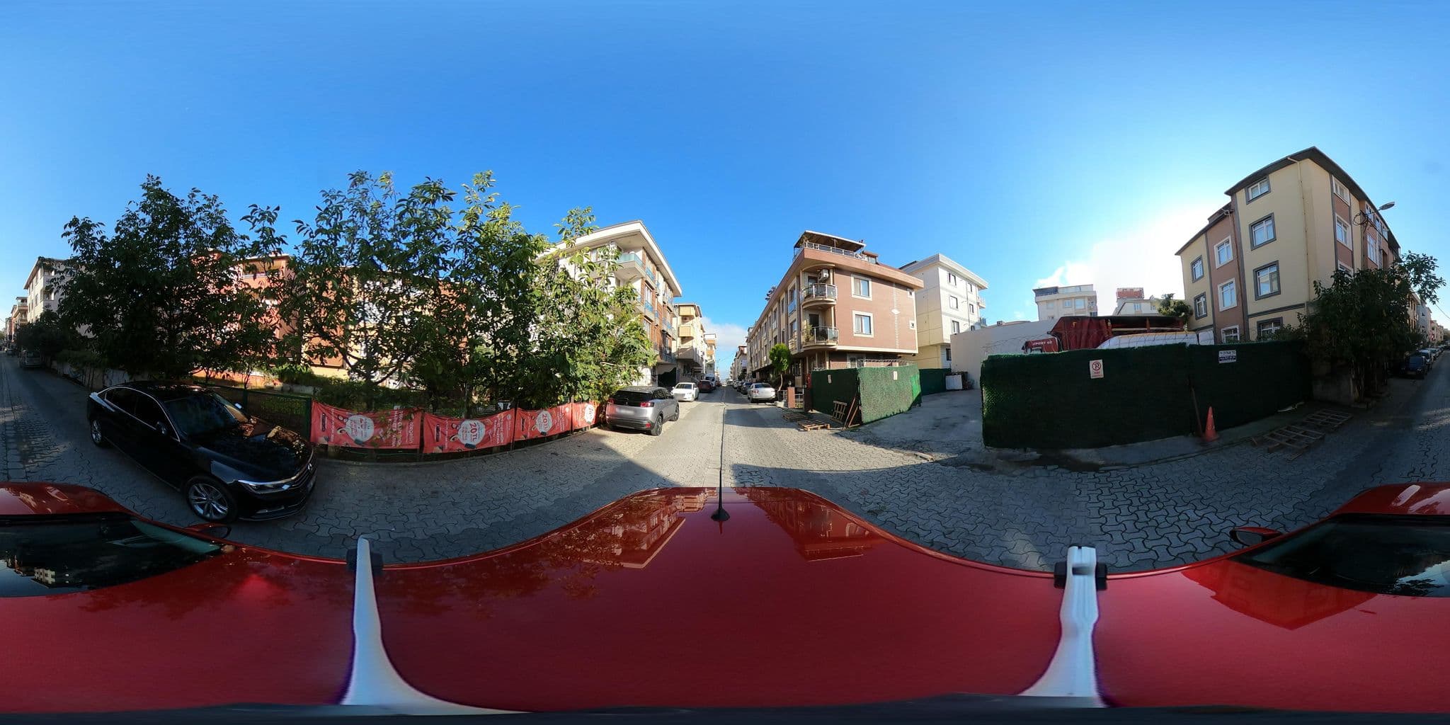 Street view near King Eros's Suite Roof, Ataşehir — © ademturkmen (CC BY-SA · Mapillary)