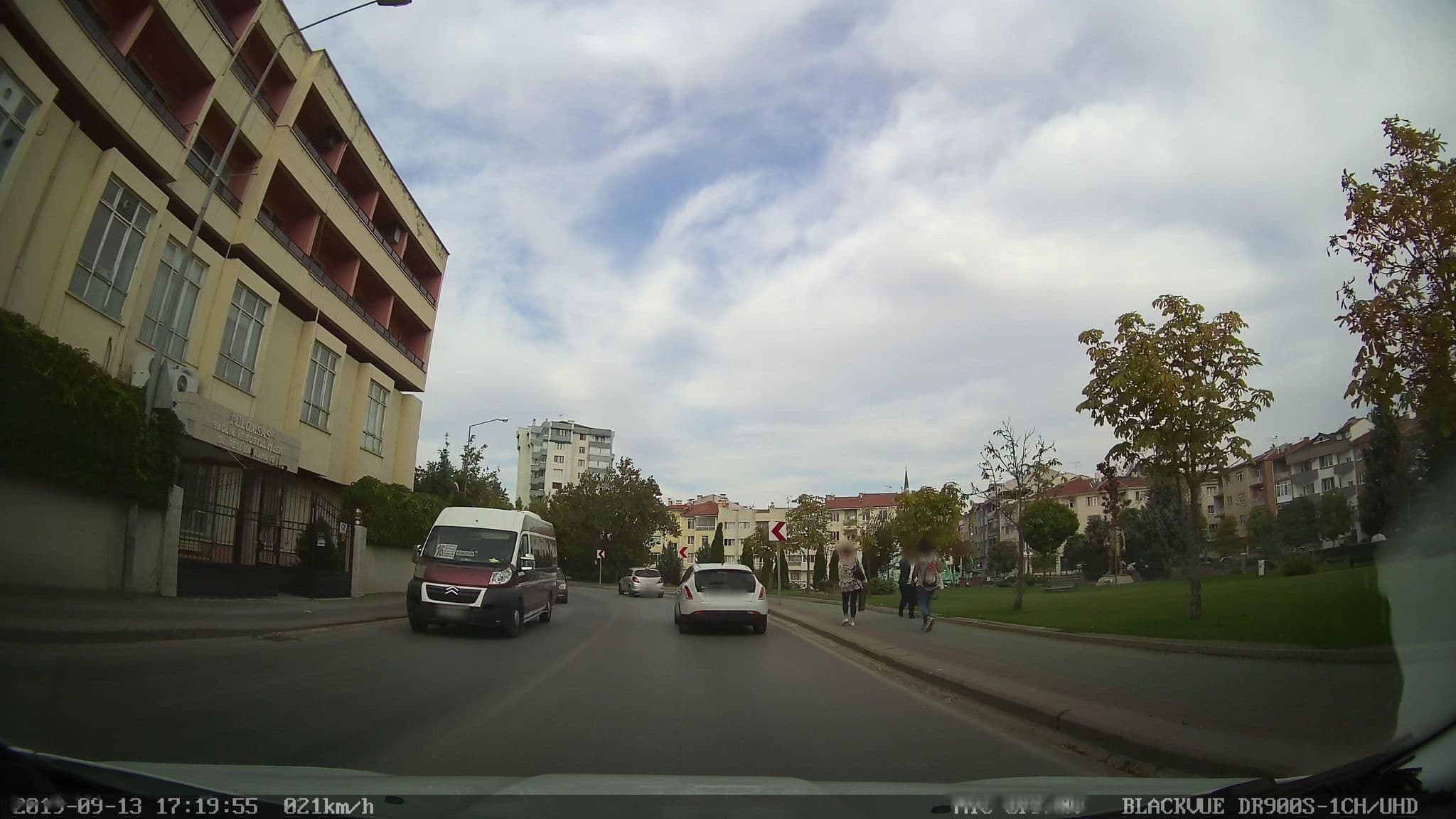 Street view near Tülomsaş Misafirhanesi, Eskişehir — © yercizenler (CC BY-SA · Mapillary)