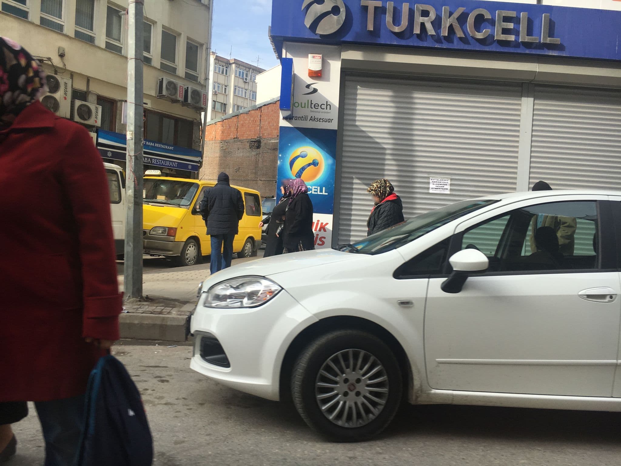 Street view near Aşıklar<3, Eskişehir — © semi (CC BY-SA · Mapillary)