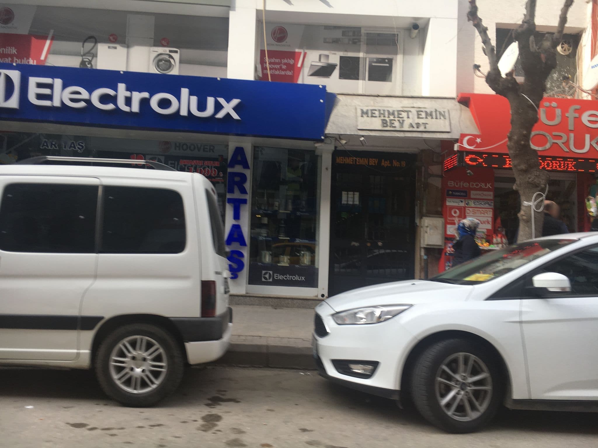 Street view near Okan Palas Otel, Eskişehir — © semi (CC BY-SA · Mapillary)