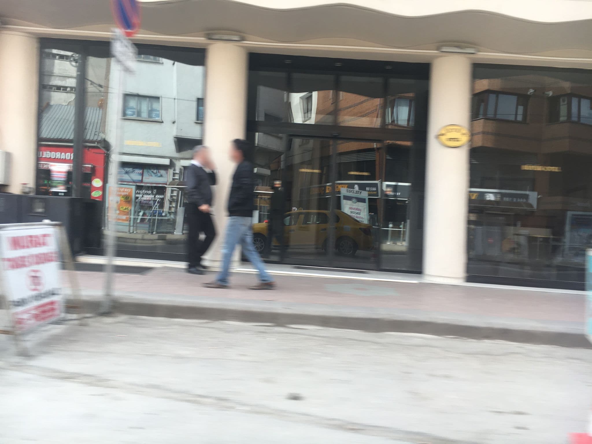 Street view near Büyük Otel, Eskişehir — © semi (CC BY-SA · Mapillary)