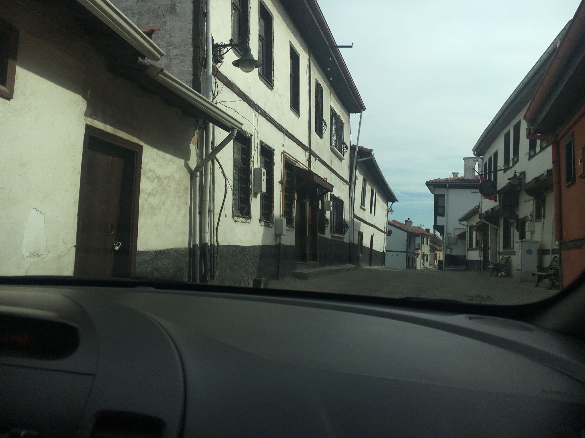 Street view near Yeşil Efendi Konak Hotel, Eskişehir — © semi (CC BY-SA · Mapillary)