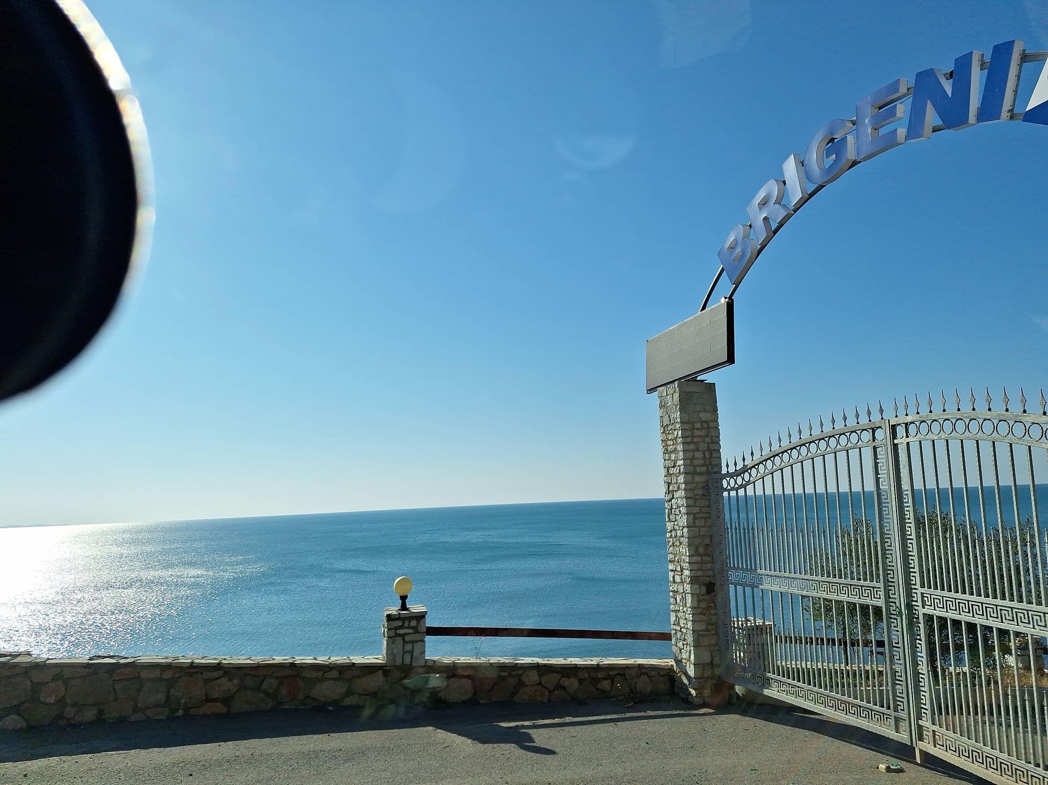 Street view near Komplexi Turistik Brigeni, Shëngjin — © denisju_osm (CC BY-SA · Mapillary)