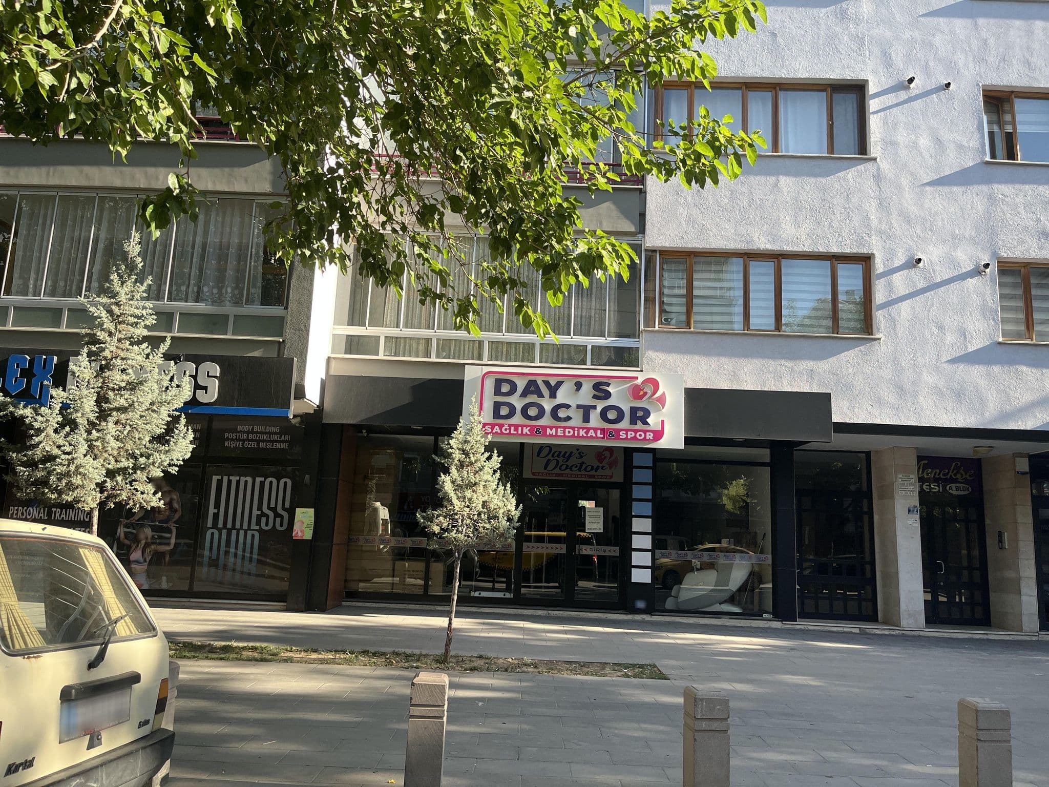 Street view near Adamhave Hotel Belek, Konya — © pahlavi_temecula (CC BY-SA · Mapillary)