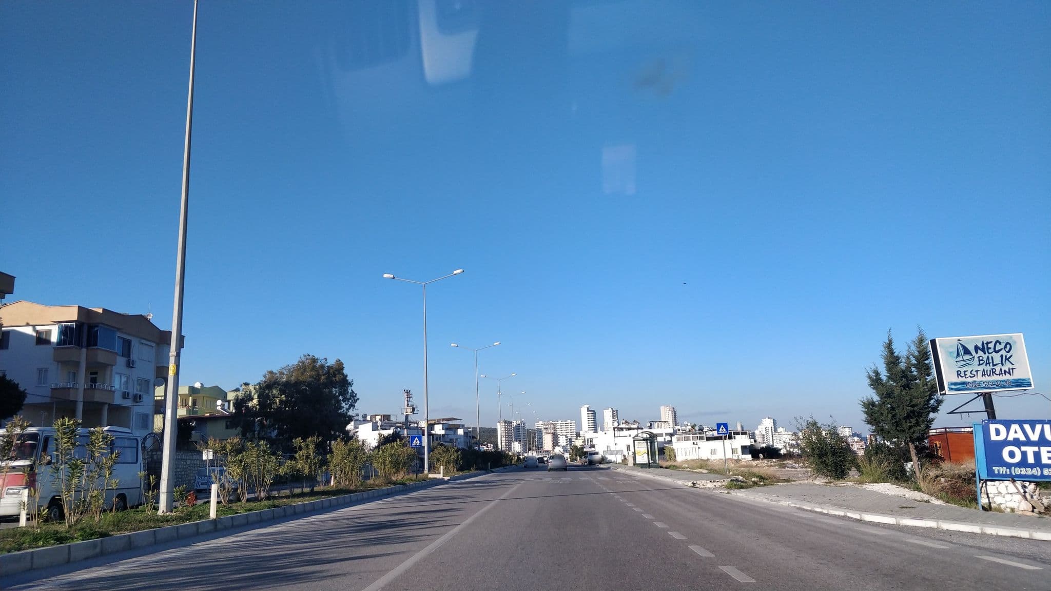 Street view near Mojo Otel, Kızkalesi — © kasar (CC BY-SA · Mapillary)