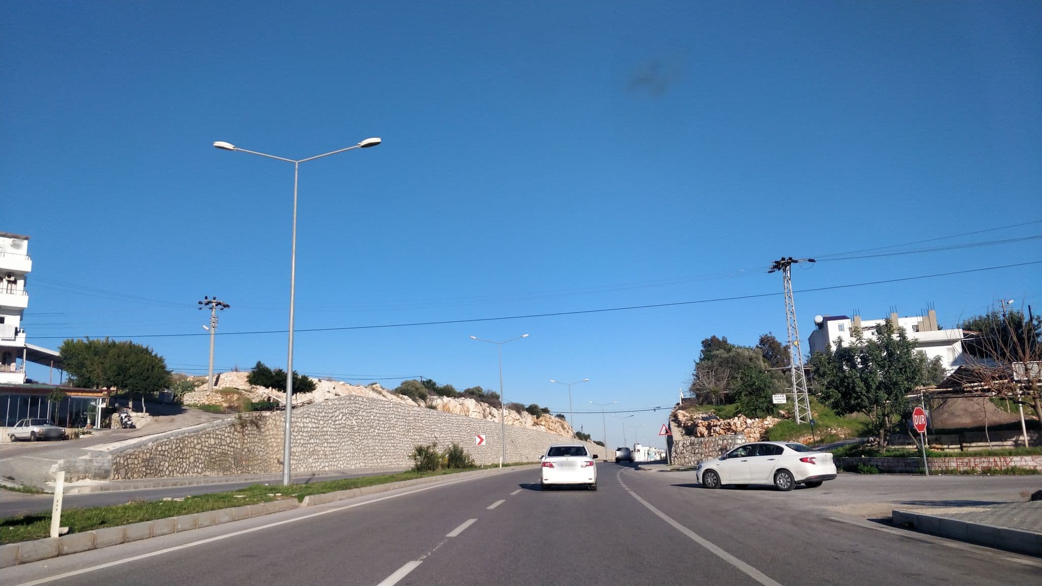Street view near Zorlu Motel, Kızkalesi — © kasar (CC BY-SA · Mapillary)