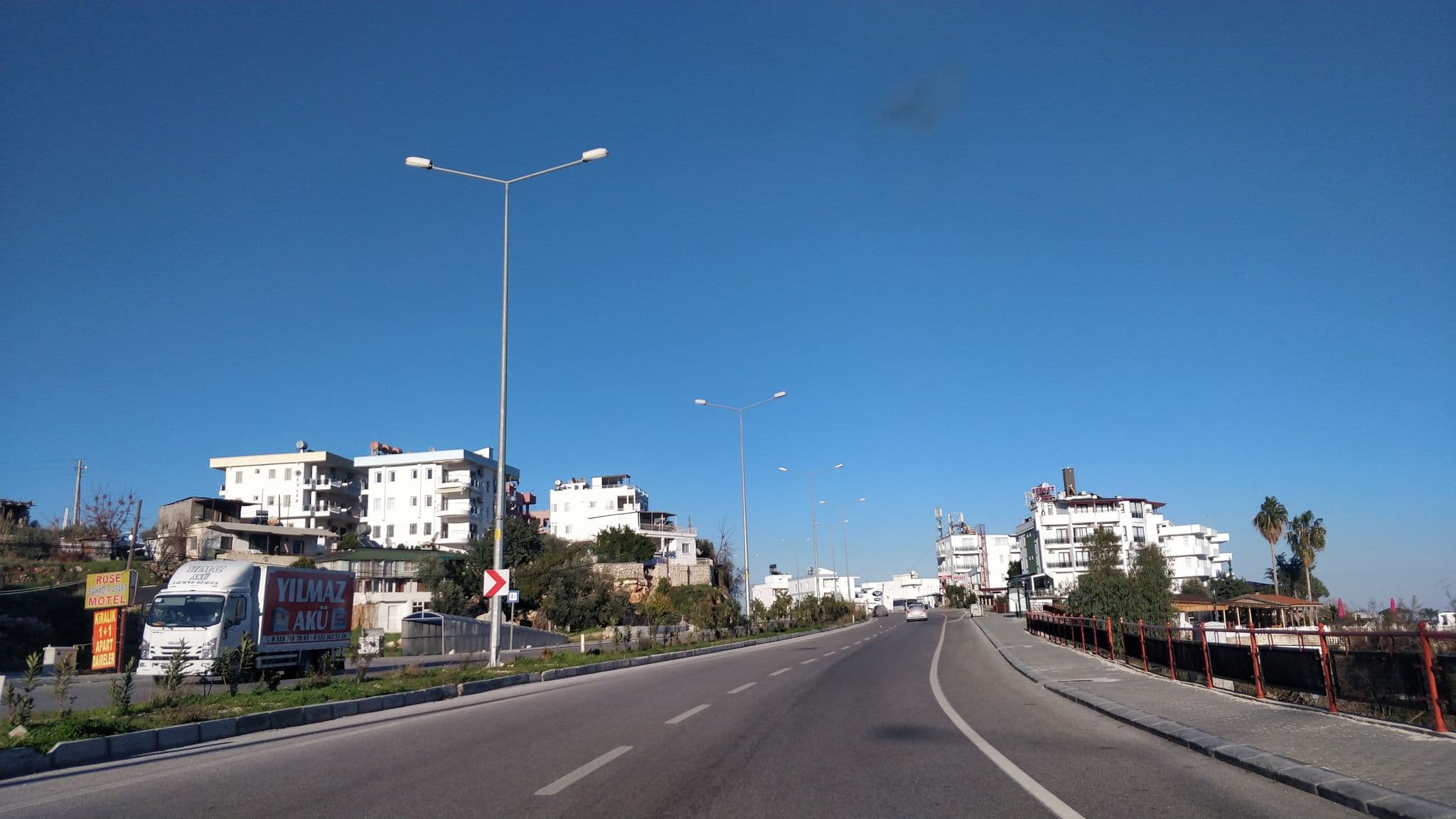 Street view near Servet Apart Hotel 2, Kızkalesi — © kasar (CC BY-SA · Mapillary)