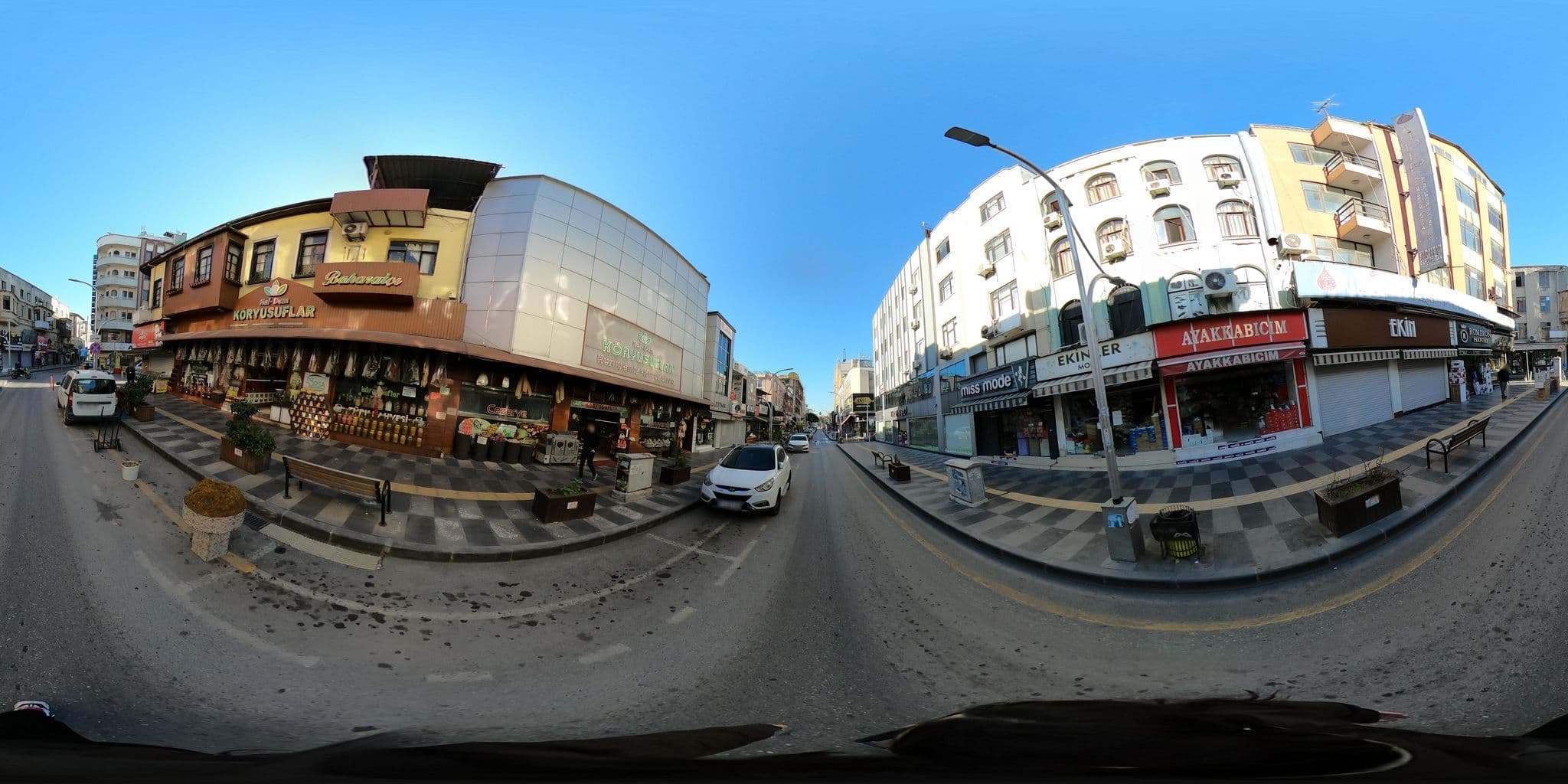 Street view near star otel, Mersin — © PalmCity (CC BY-SA · Mapillary)