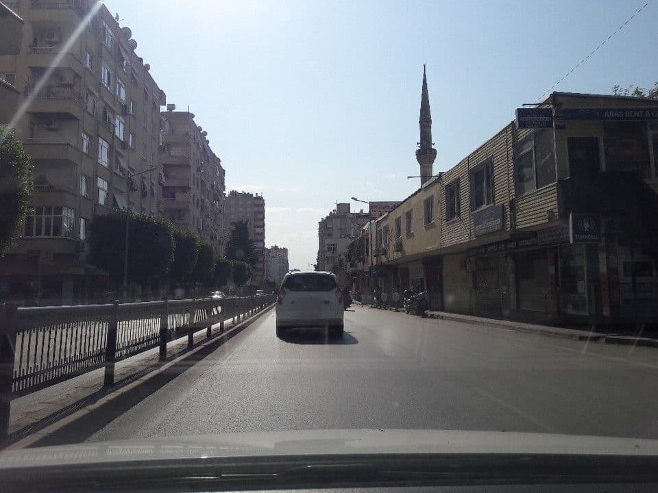 Street view near ÇAKAR Otel, Adana — © harunuz (CC BY-SA · Mapillary)