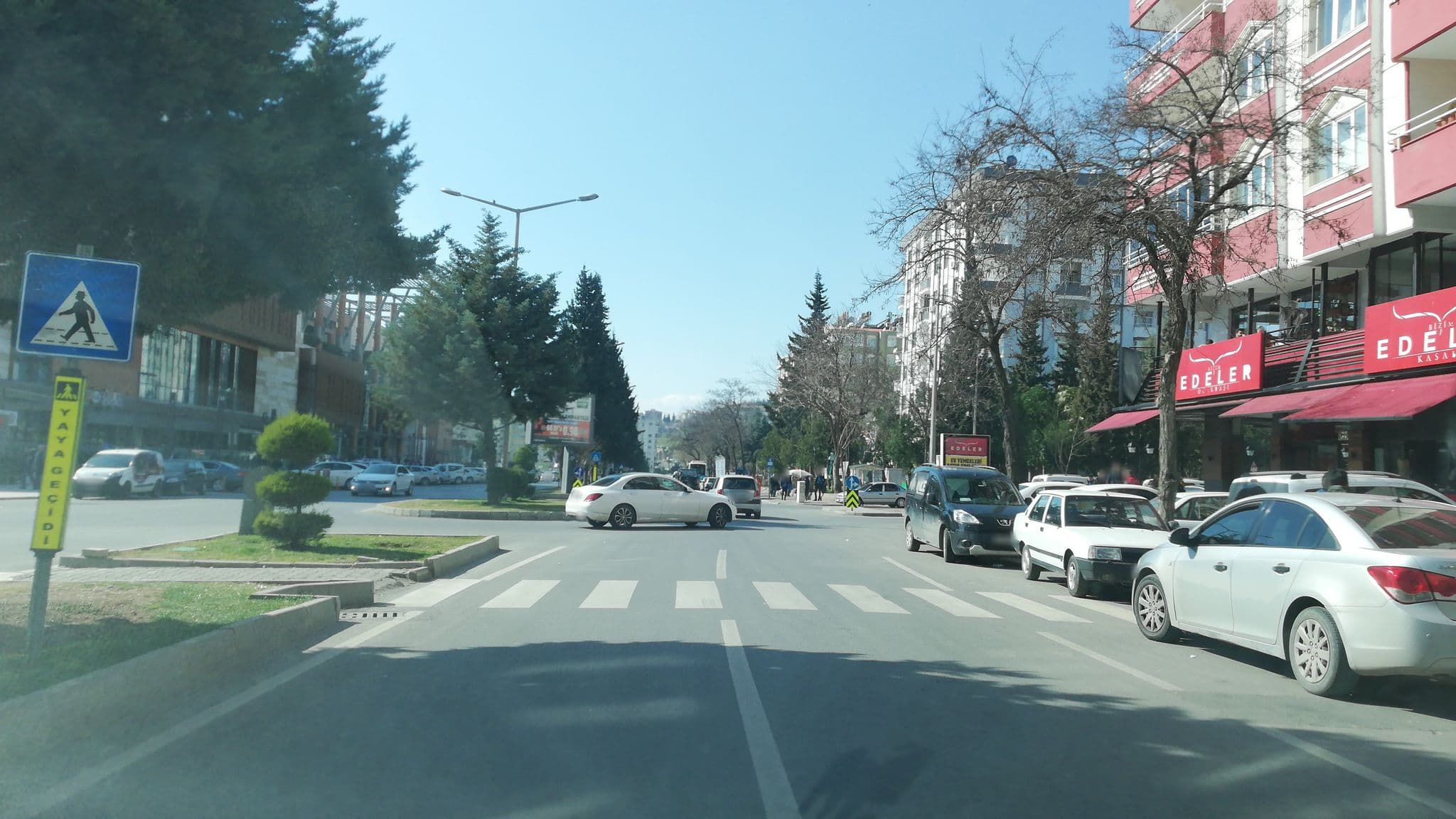 Street view near dedeman otel, Kahramanmaraş — © faruktaslialan (CC BY-SA · Mapillary)