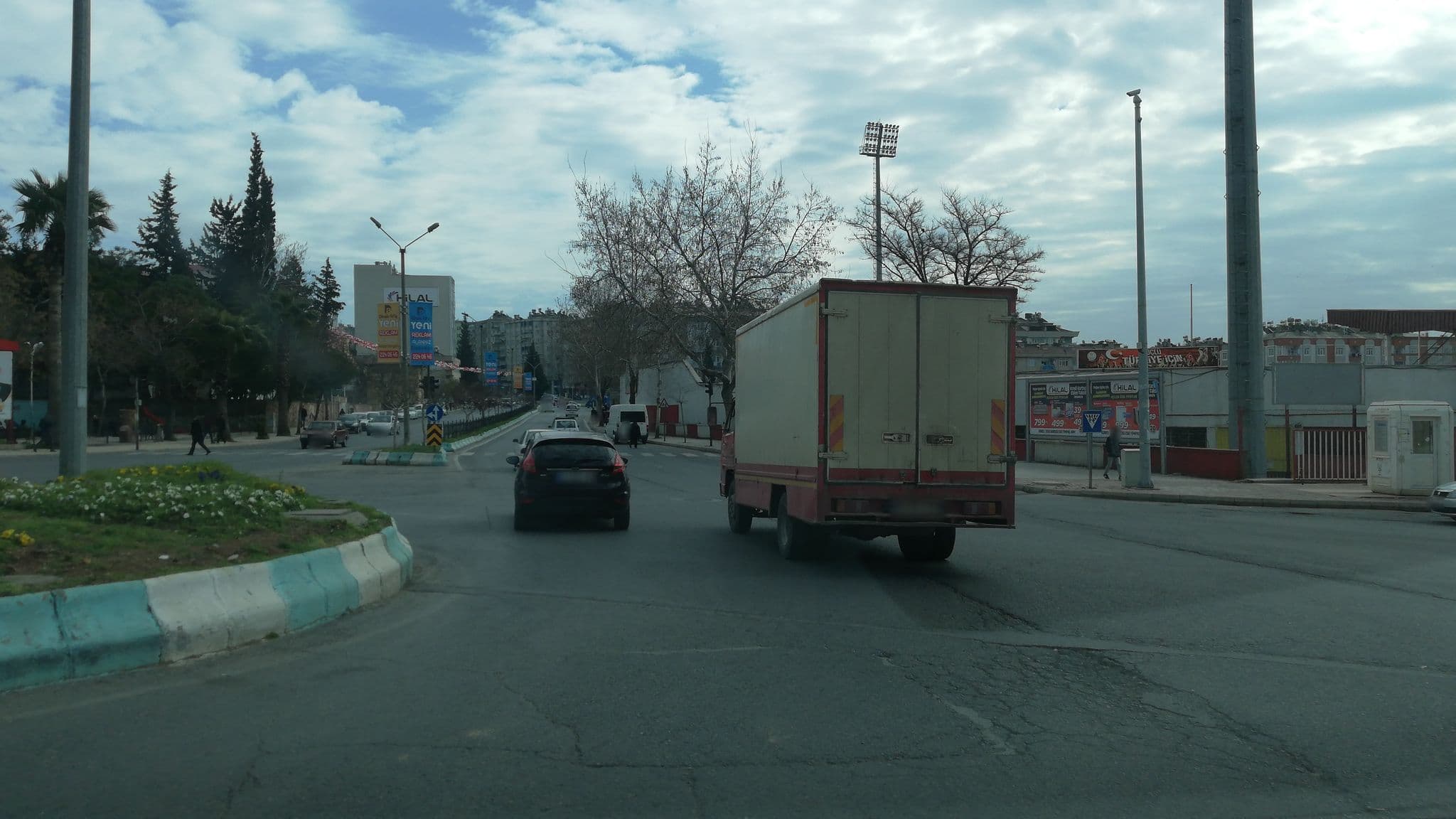 Street view near Kahramanmaras, Kahramanmaraş — © faruktaslialan (CC BY-SA · Mapillary)