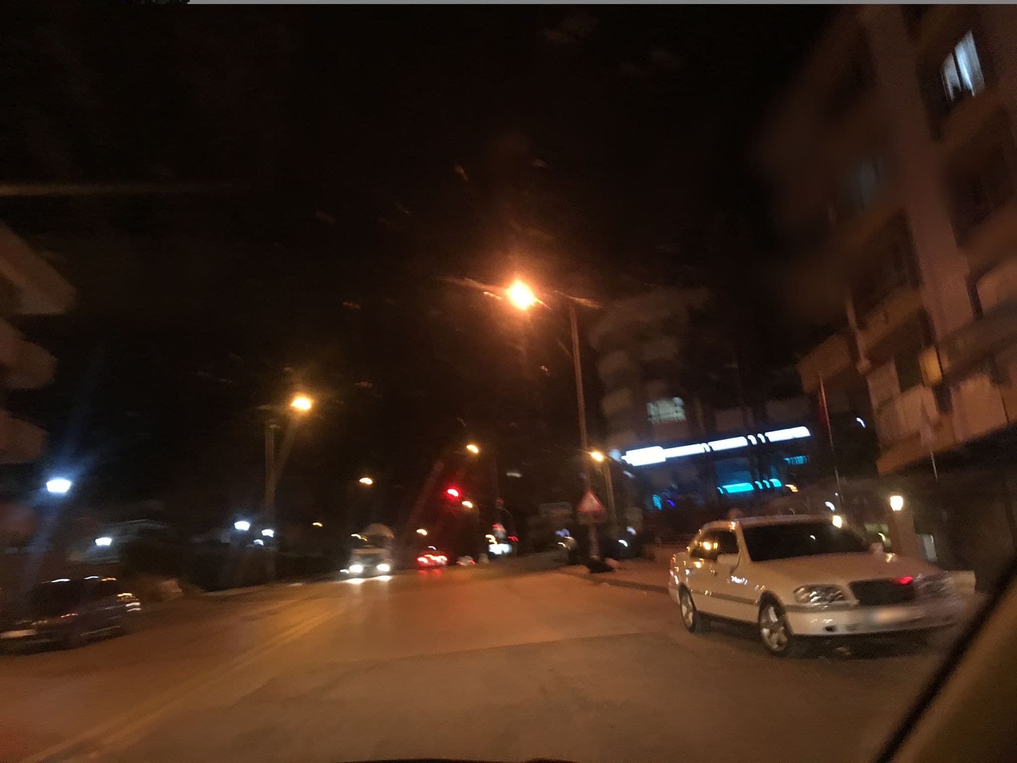 Street view near Grand kartal otel, Gaziosmanpaşa — © burcudemir (CC BY-SA · Mapillary)