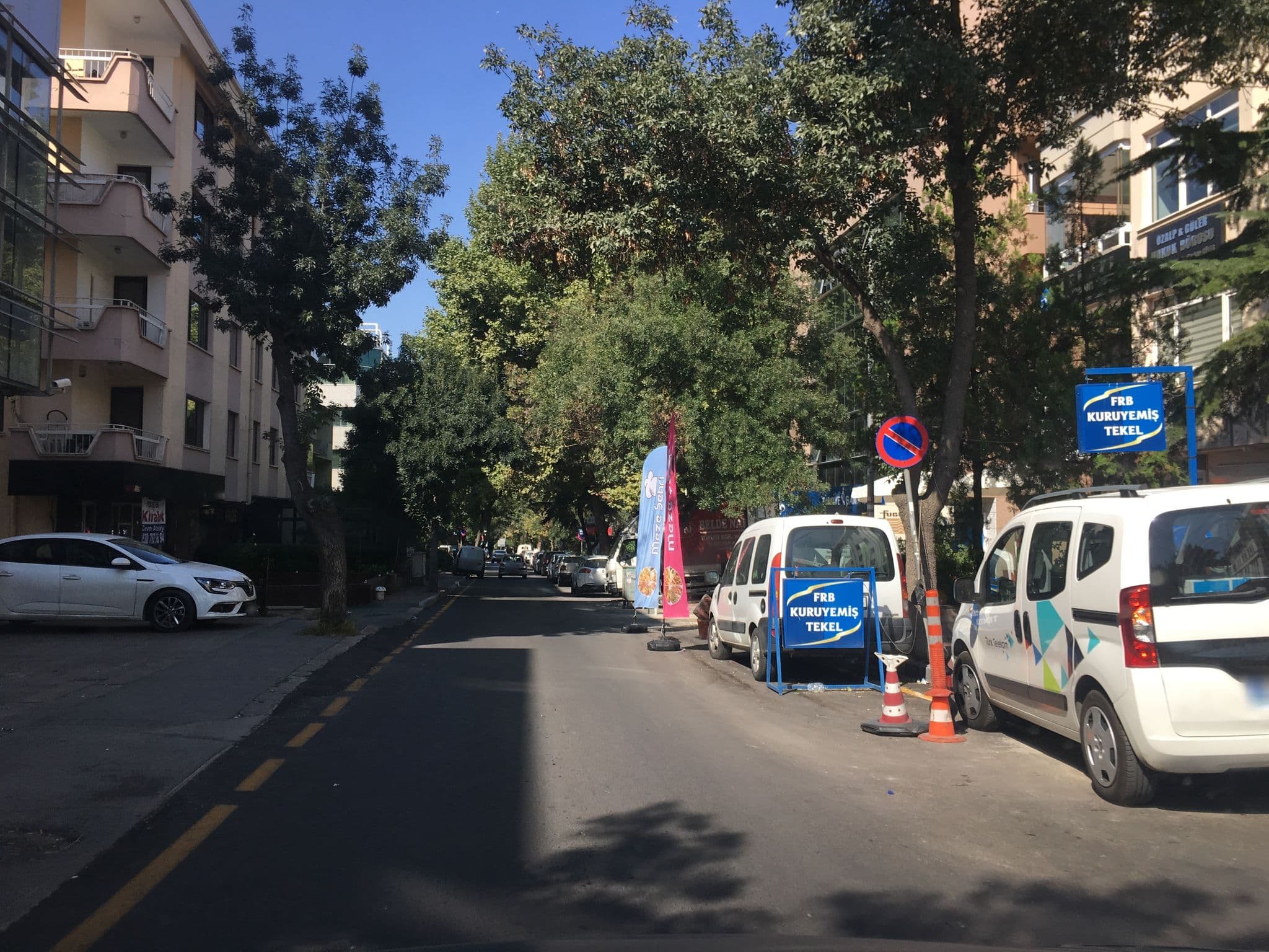 Street view near Niza Park Restaurant, Gaziosmanpaşa — © empty (CC BY-SA · Mapillary)