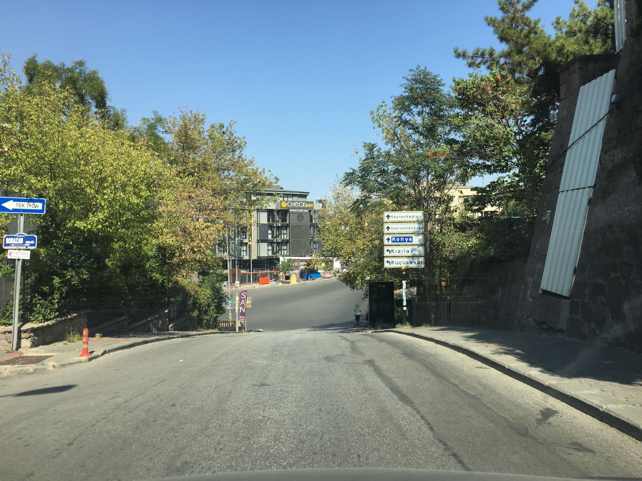 Street view near The Life Boutique Hotel&Spa, Gaziosmanpaşa — © empty (CC BY-SA · Mapillary)