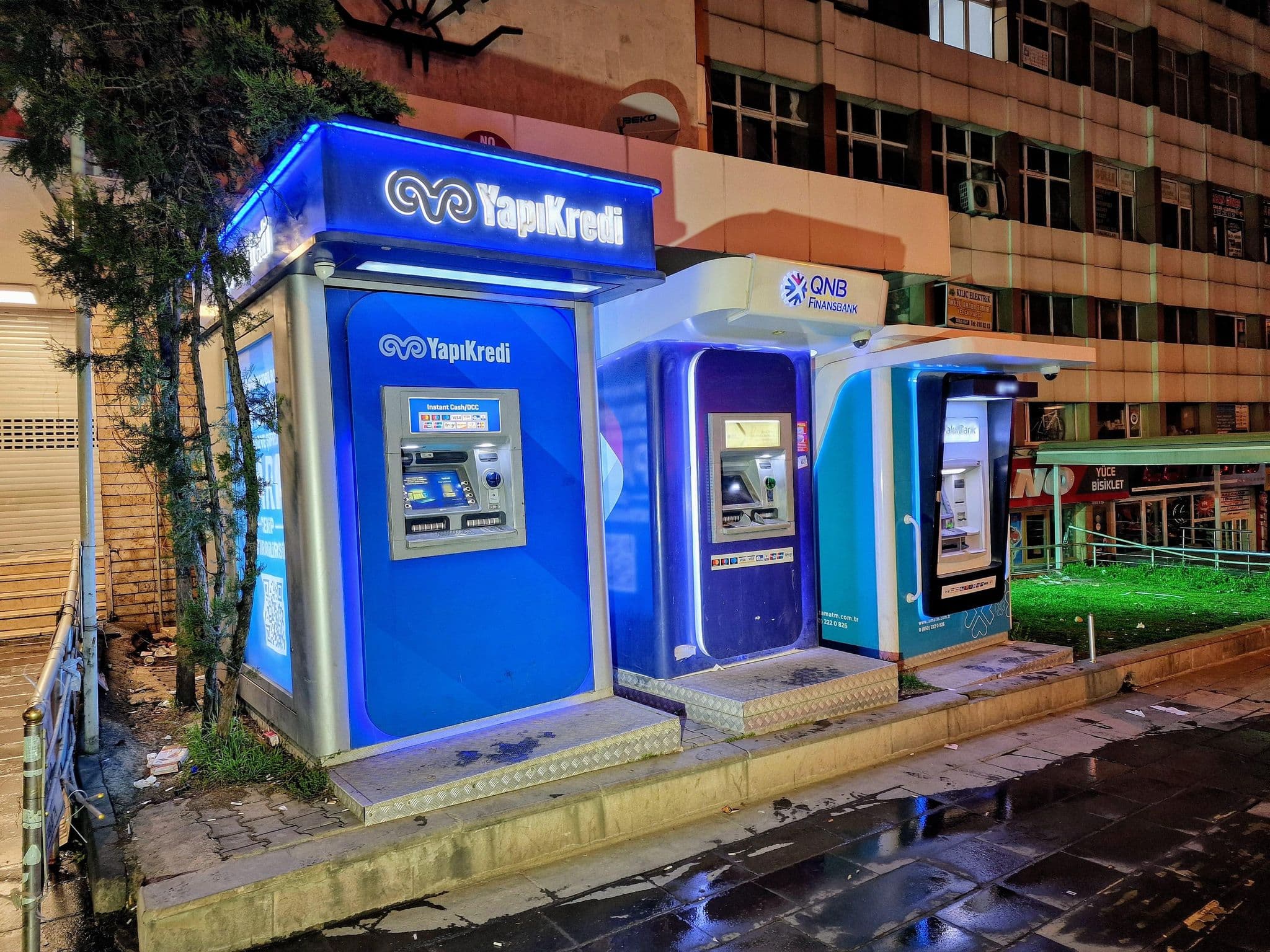 Street view near konak otel, Mebusevleri — © km2bp (CC BY-SA · Mapillary)