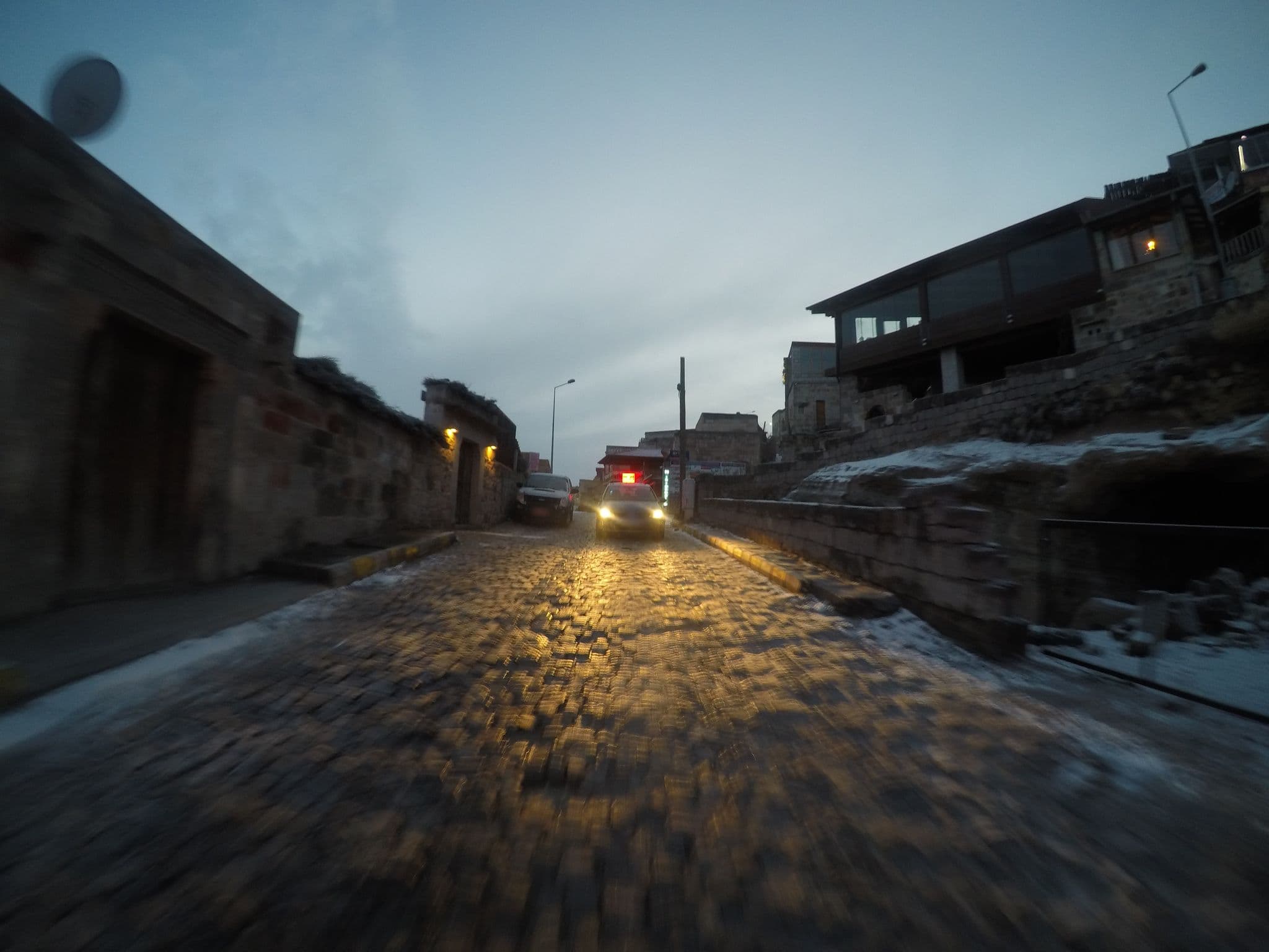 Street view near Uçhisar Cave Pansiyon, Göreme — © chrisbeddow (CC BY-SA · Mapillary)
