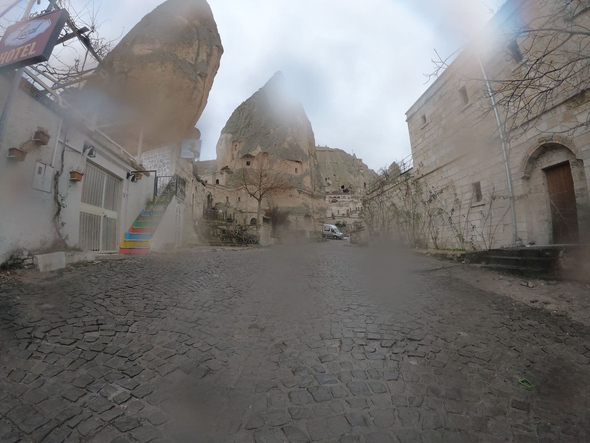 Street view near Yasin's Place Backpacker's Cave, Göreme — © chrisbeddow (CC BY-SA · Mapillary)