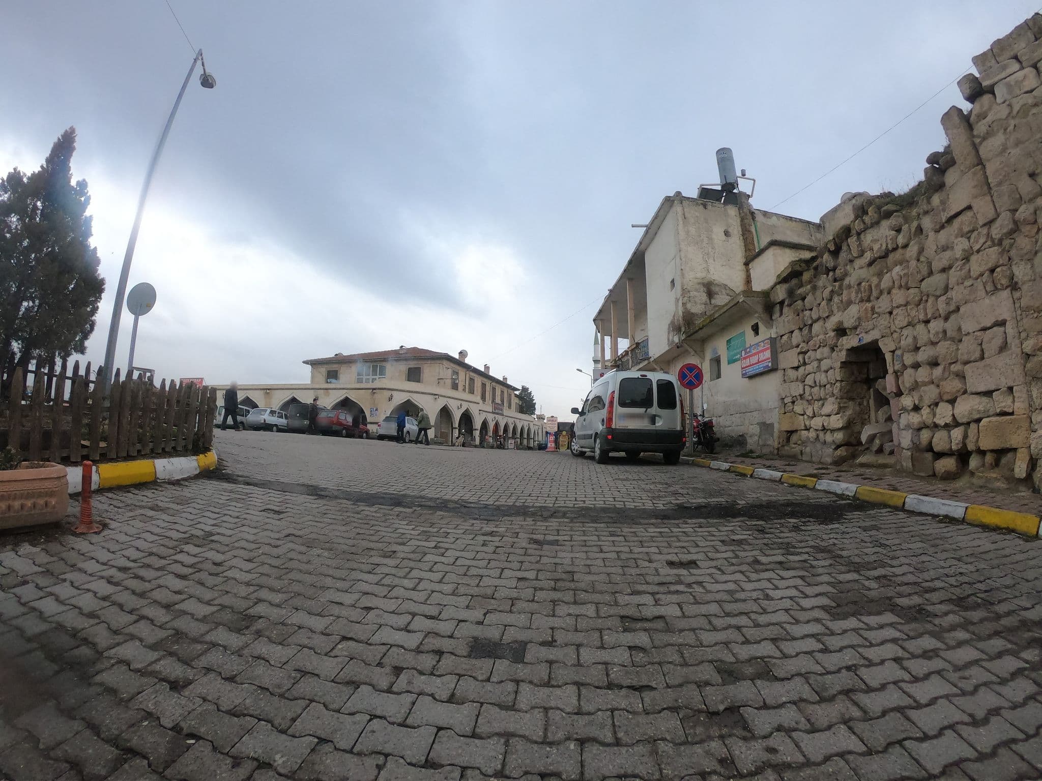 Street view near Taşlardan Evler, Göreme — © chrisbeddow (CC BY-SA · Mapillary)