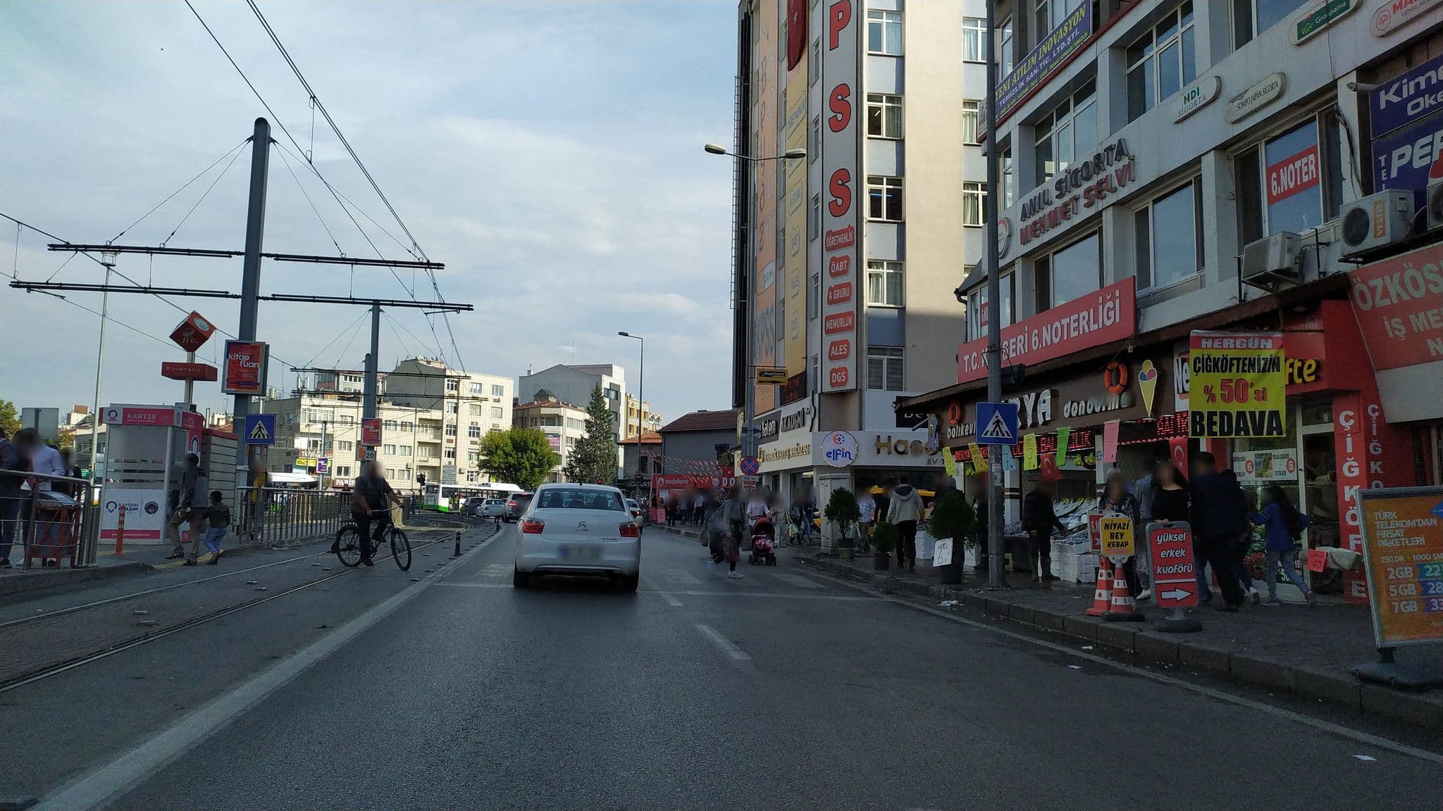 Street view near Meydan Otel, Kayseri — © ozenharun (CC BY-SA · Mapillary)