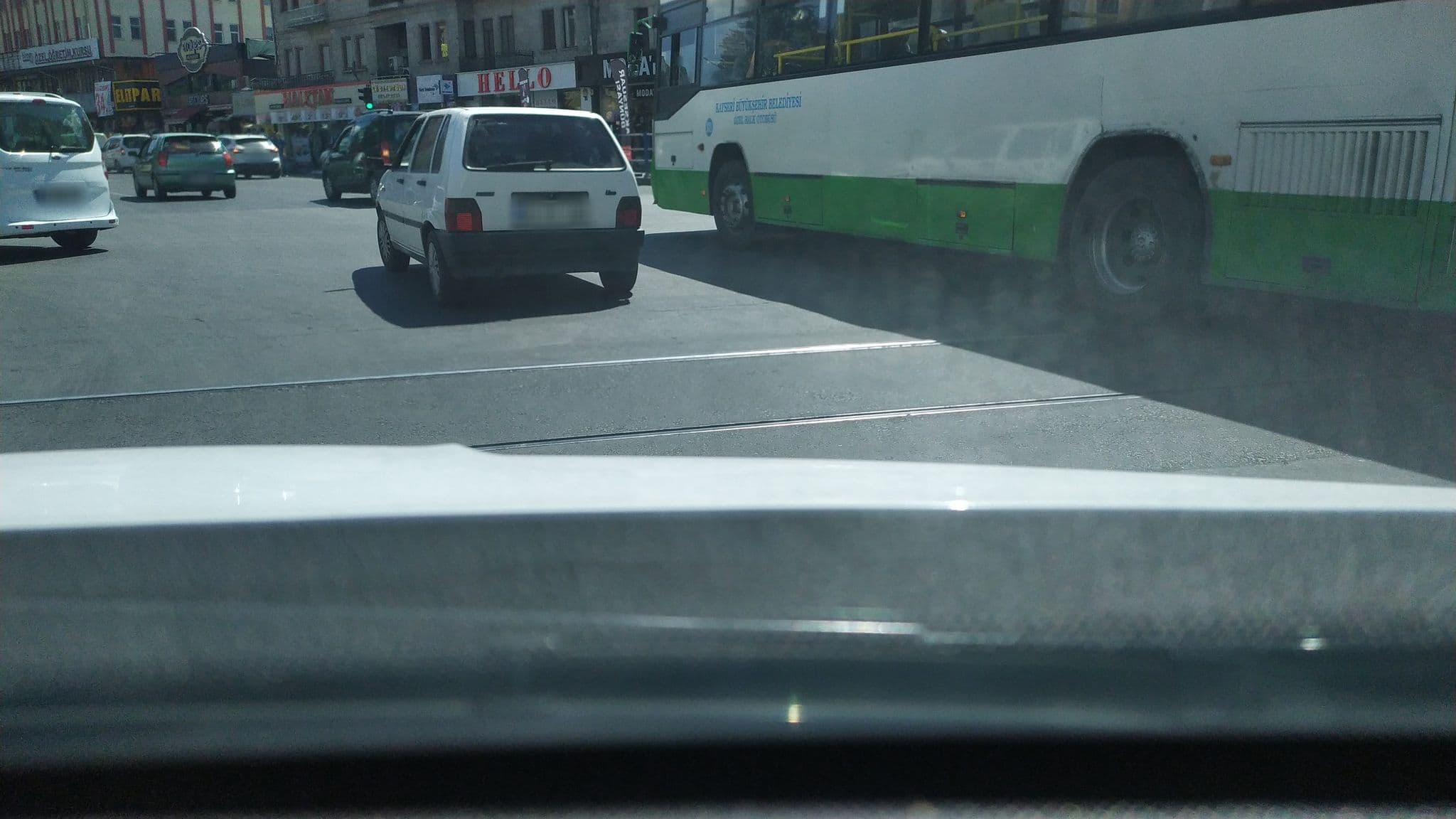 Street view near Dinlence, Kayseri — © ozenharun (CC BY-SA · Mapillary)