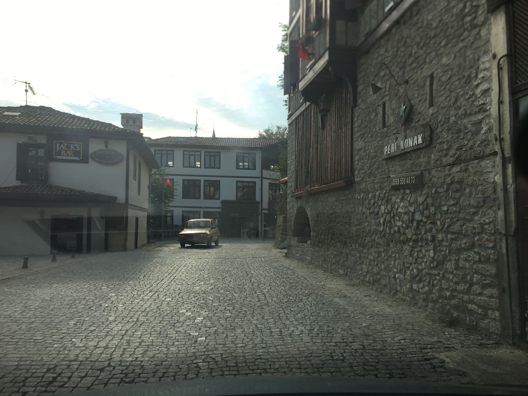 Street view near Peri Konak, Safranbolu — © empty (CC BY-SA · Mapillary)