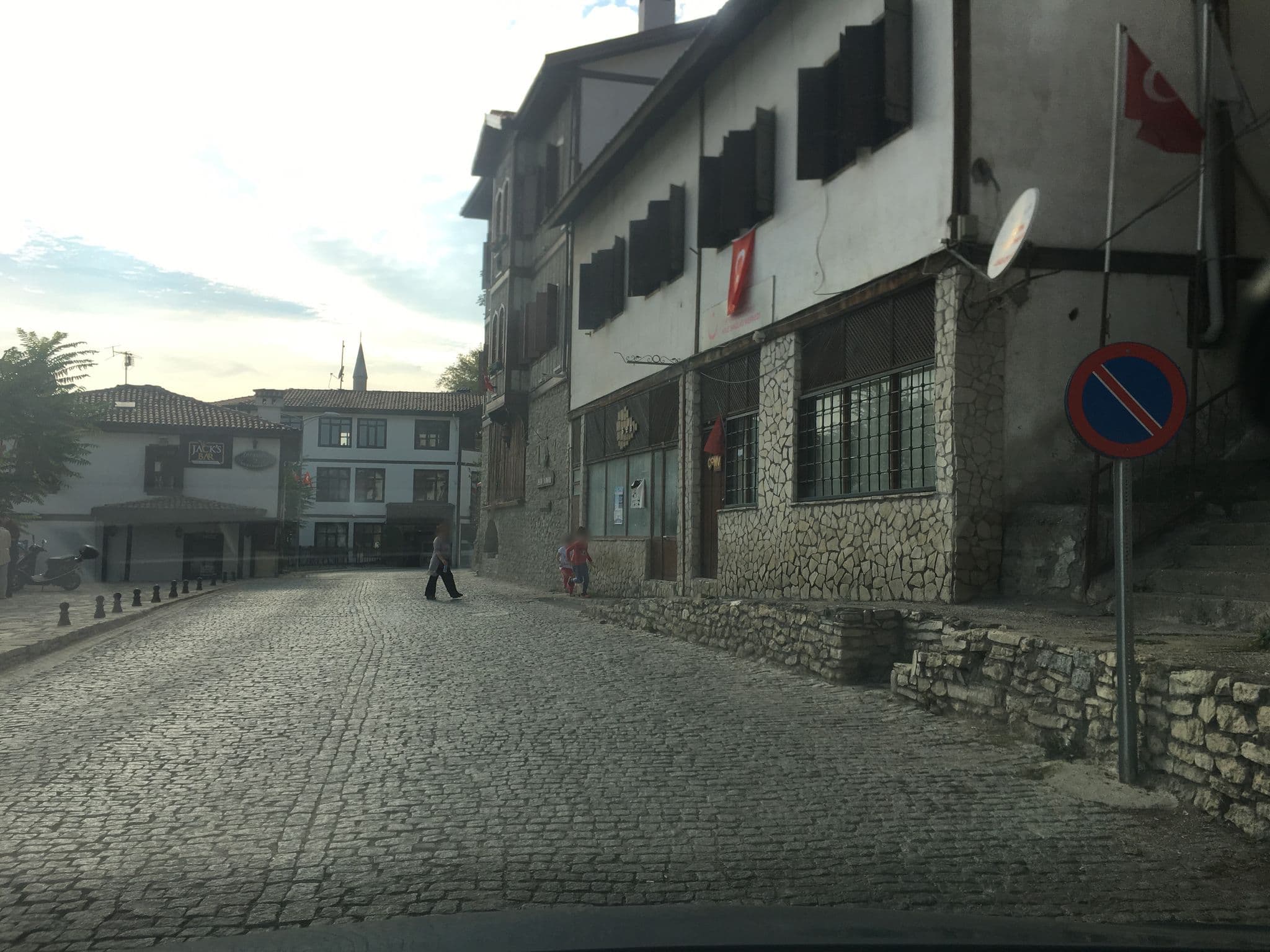 Street view near Backpackers Hotel & Efe Guest House, Safranbolu — © empty (CC BY-SA · Mapillary)