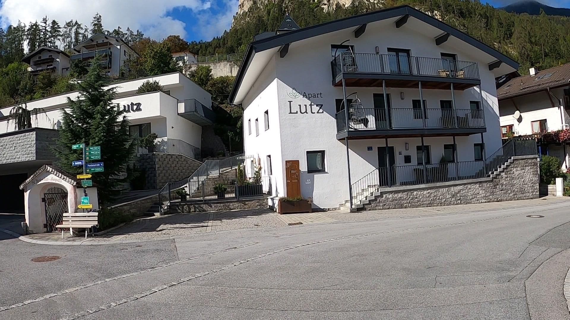 Street view near Apart Lutz, Prutz