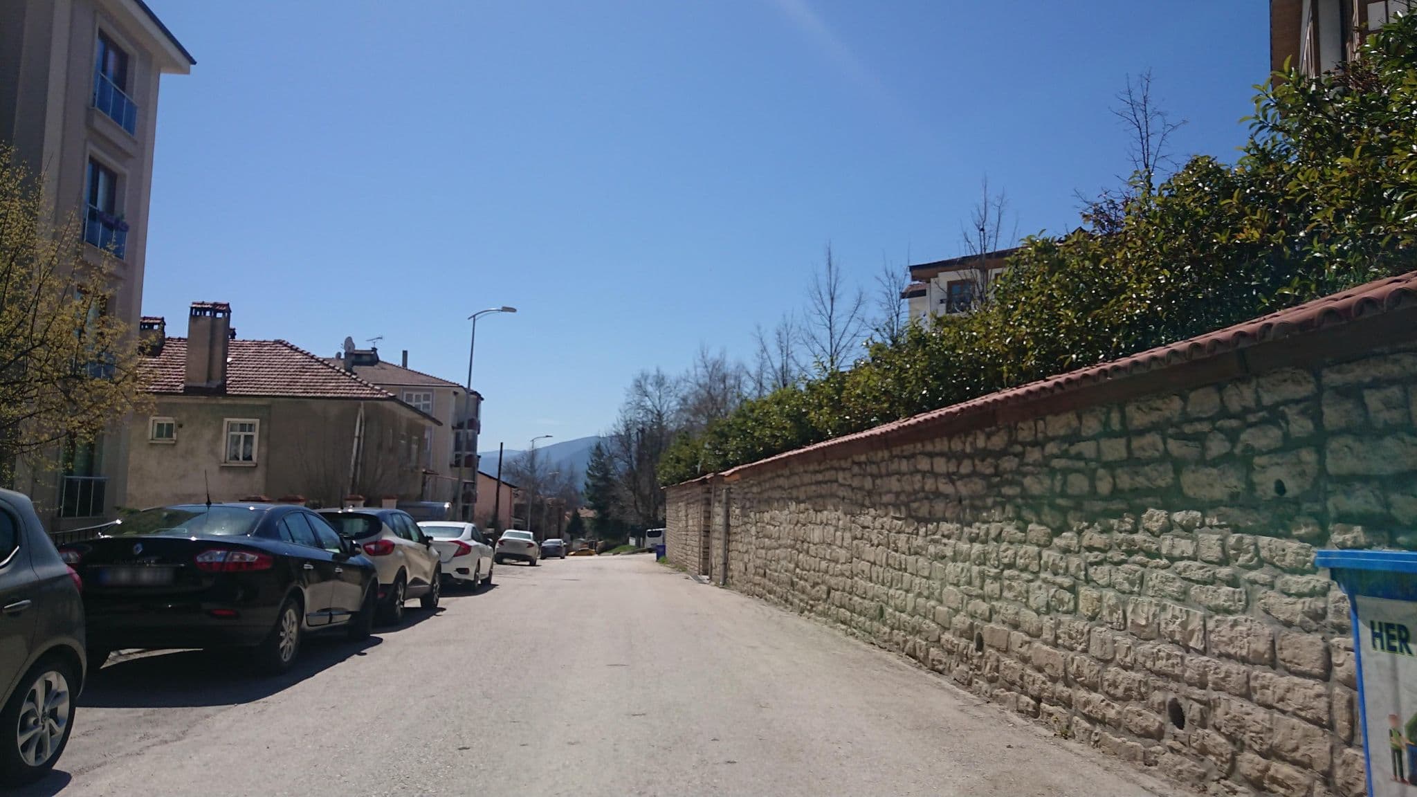 Street view near Hilton Garden Inn Safranbolu, Safranbolu — © kubikanber (CC BY-SA · Mapillary)