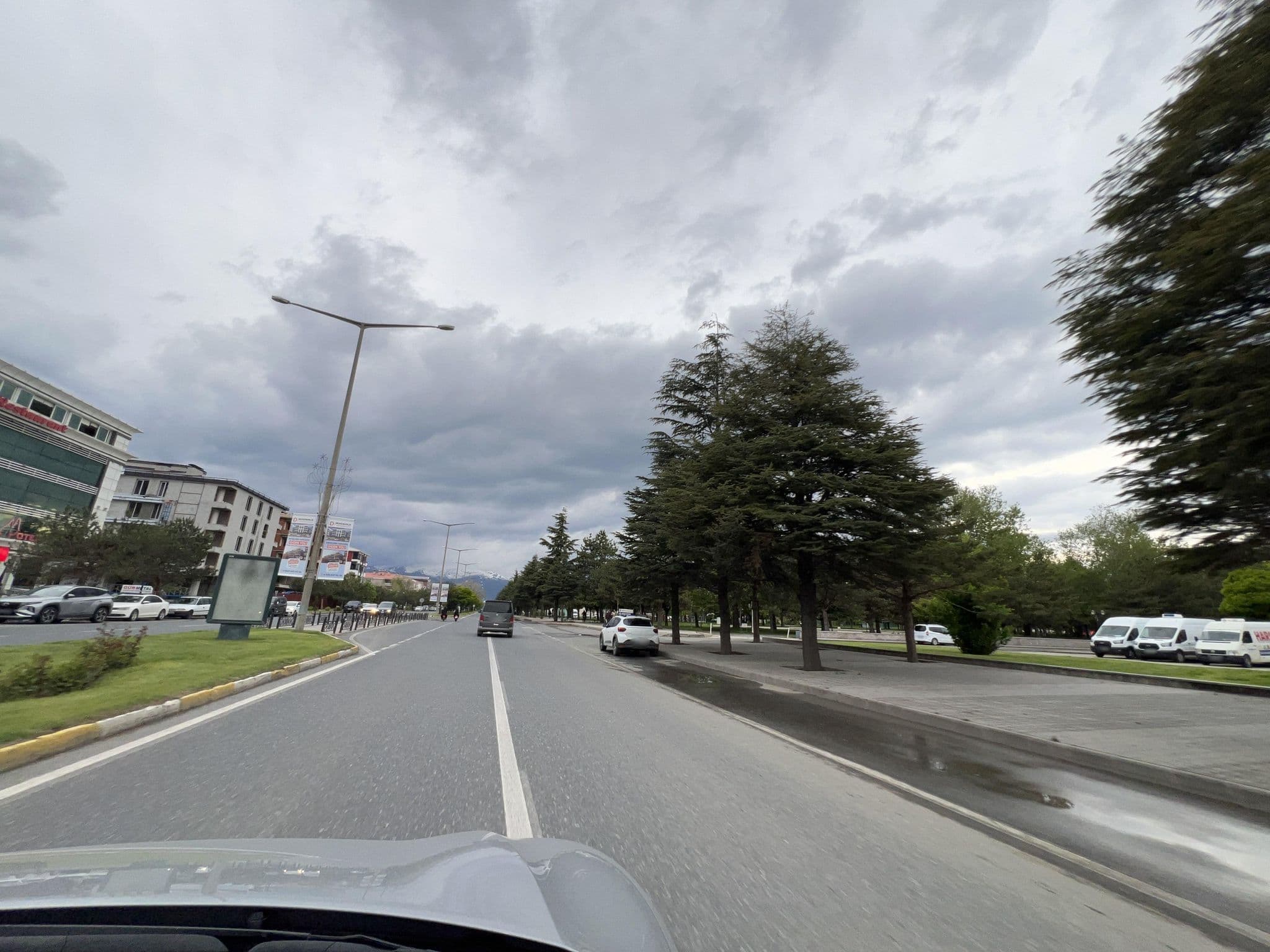 Street view near Room302, Erzincan — © sunsetfly (CC BY-SA · Mapillary)
