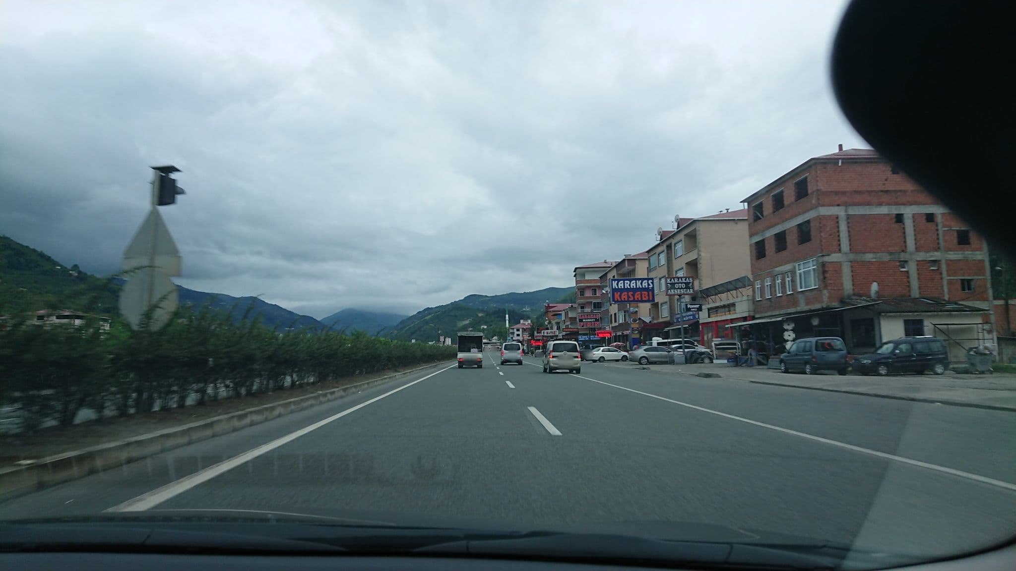 Street view near Royal Life Exclusive Otel, Trabzon — © kubikanber (CC BY-SA · Mapillary)