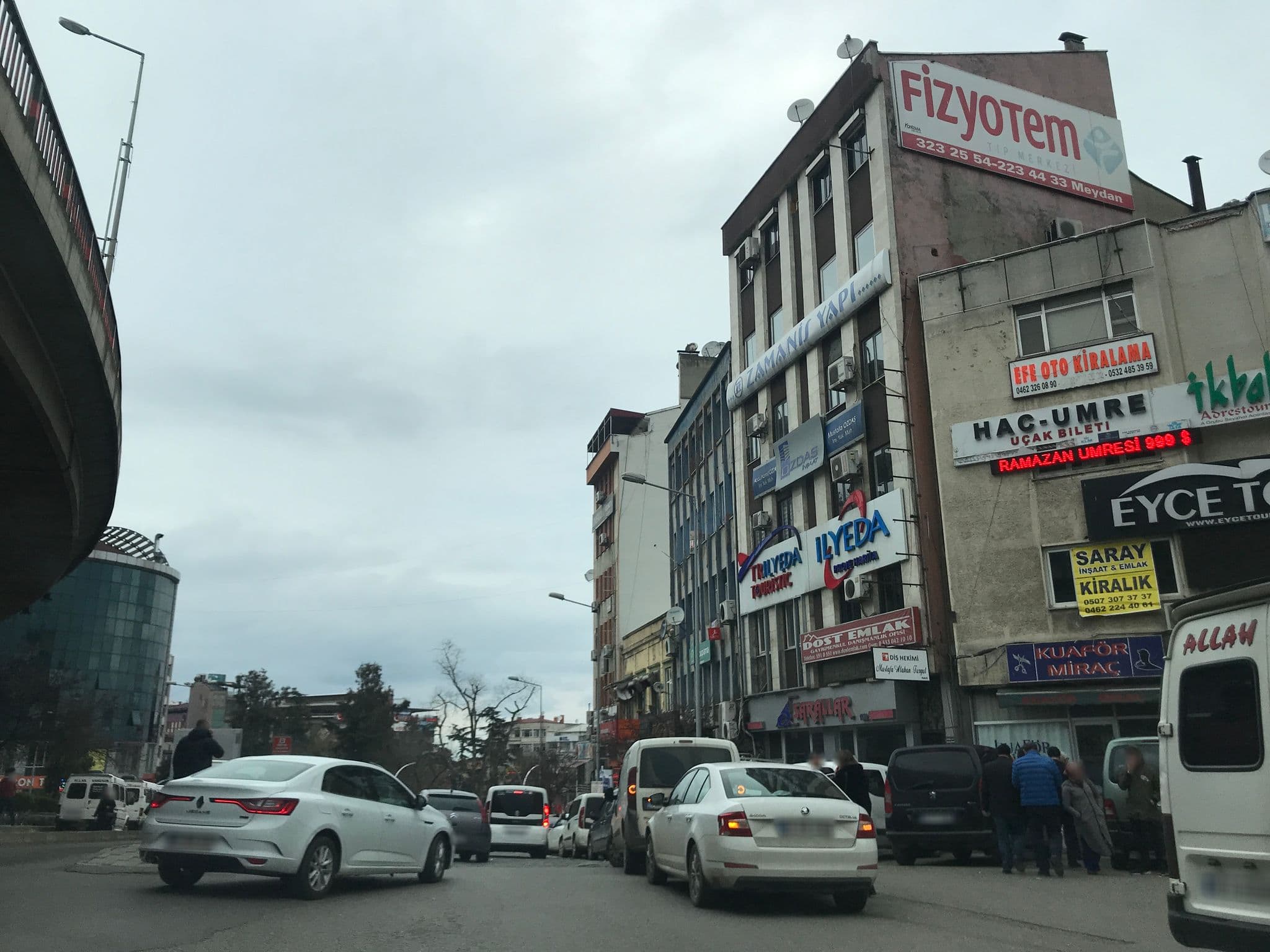 Street view near Otel Sağıroğlu, Trabzon — © 348601 (CC BY-SA · Mapillary)