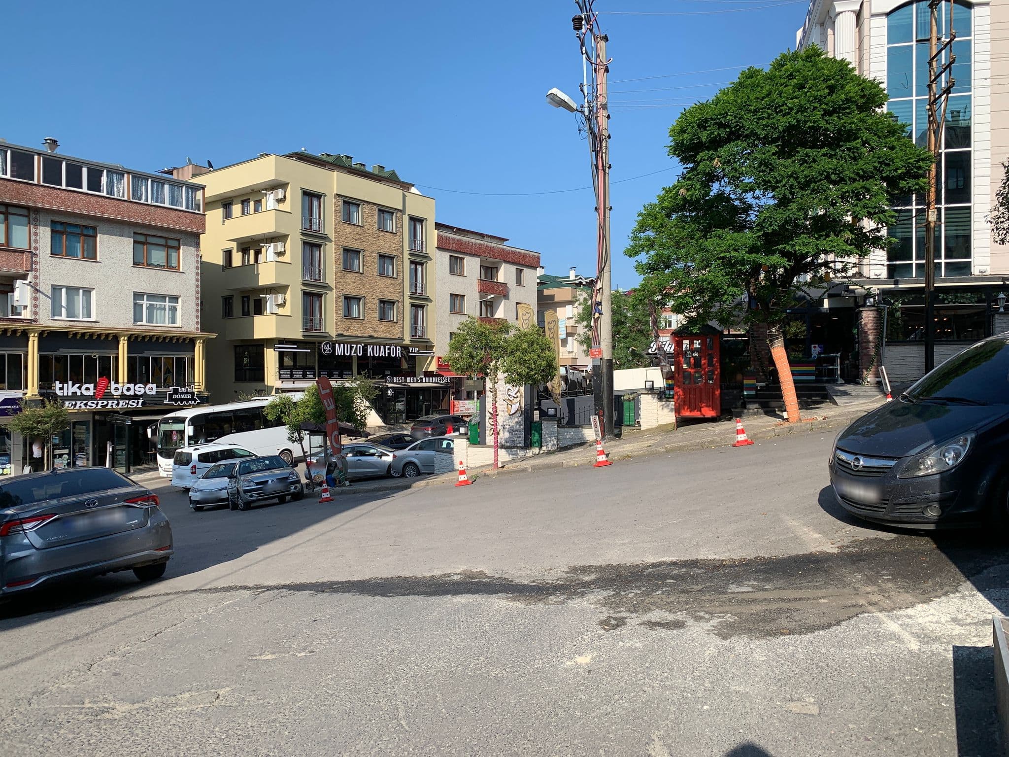 Street view near Angelique Otel, Trabzon — © robot8a (CC BY-SA · Mapillary)